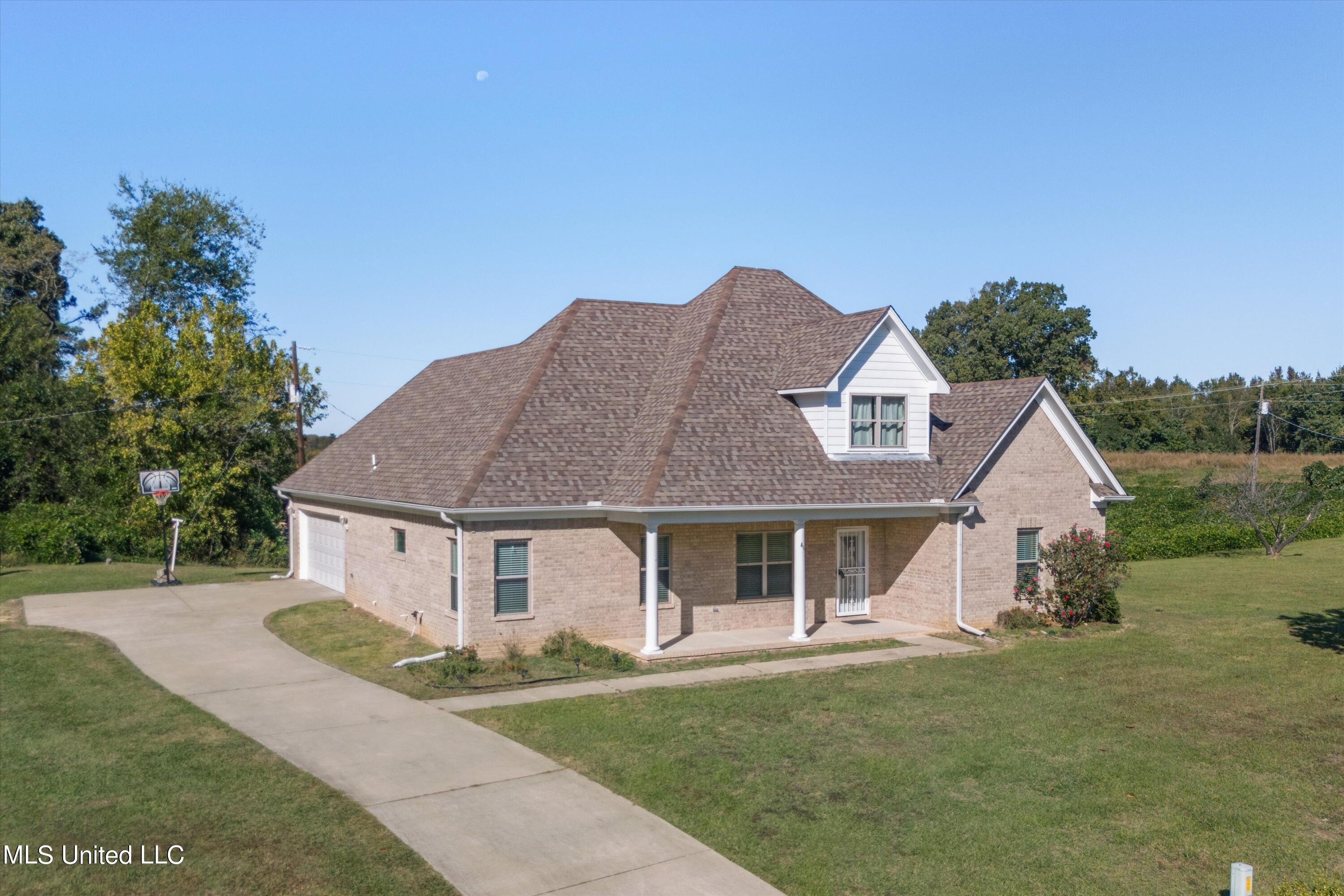 46 Tyro Road Property Photo 2