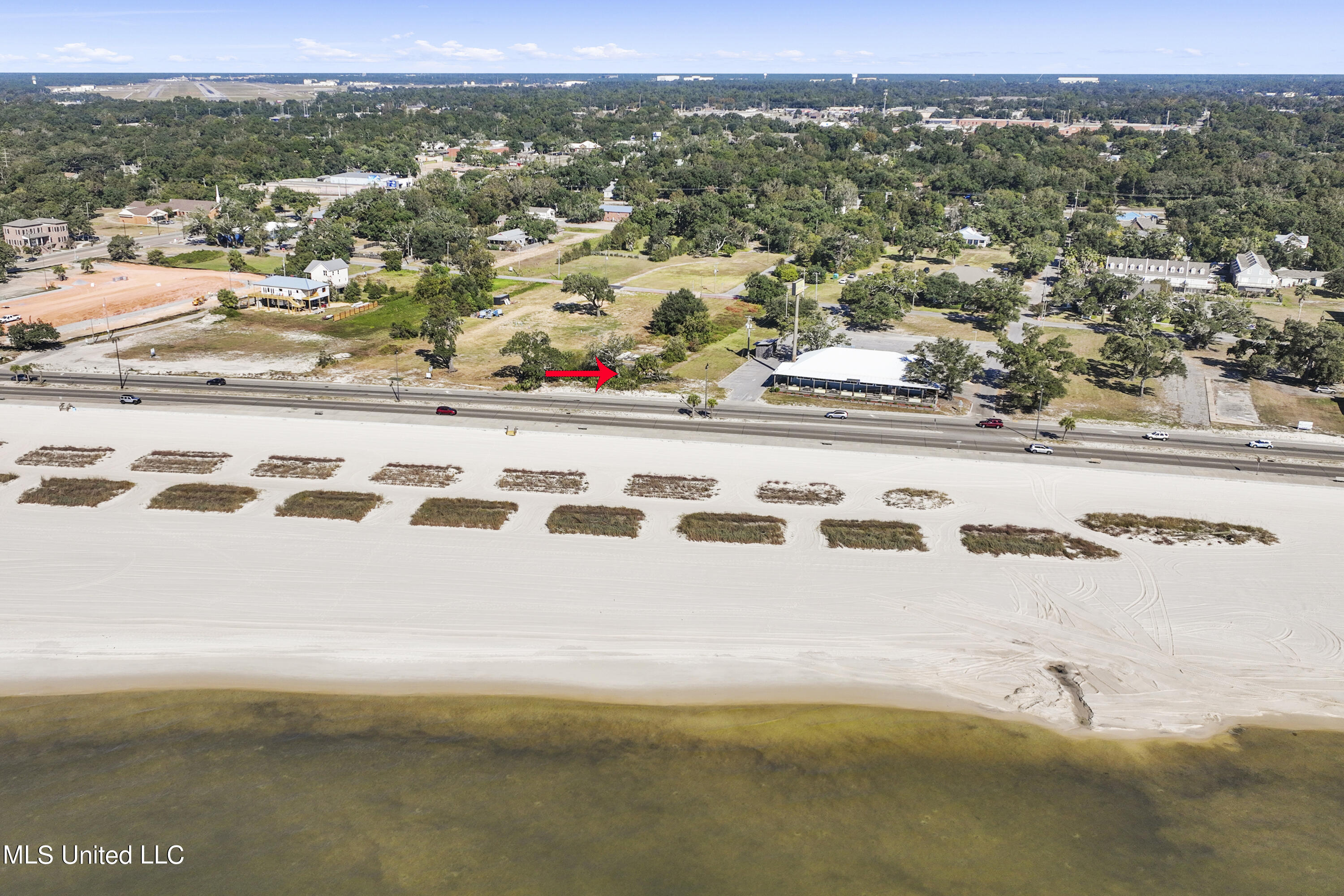 538 Beach Drive Property Photo 1