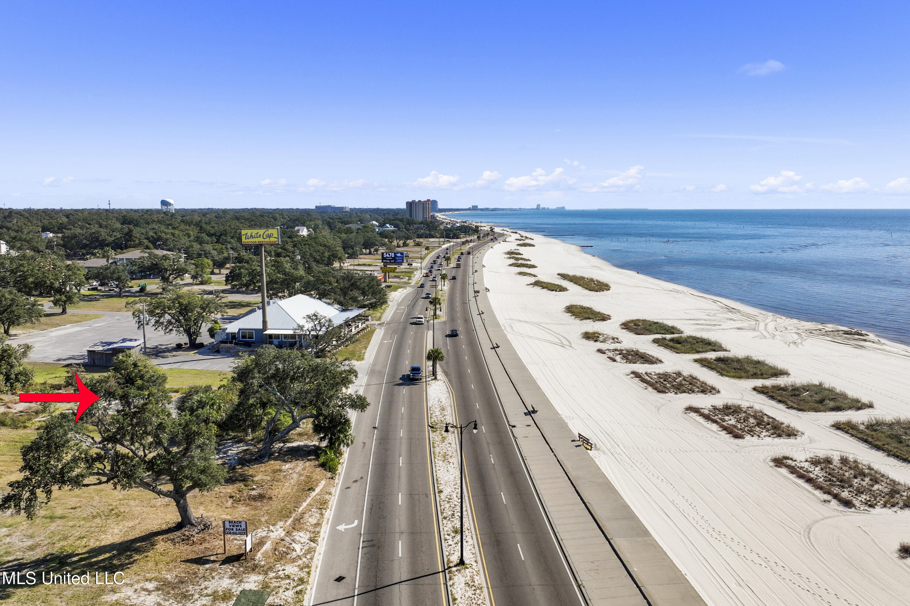538 Beach Drive Property Photo 3