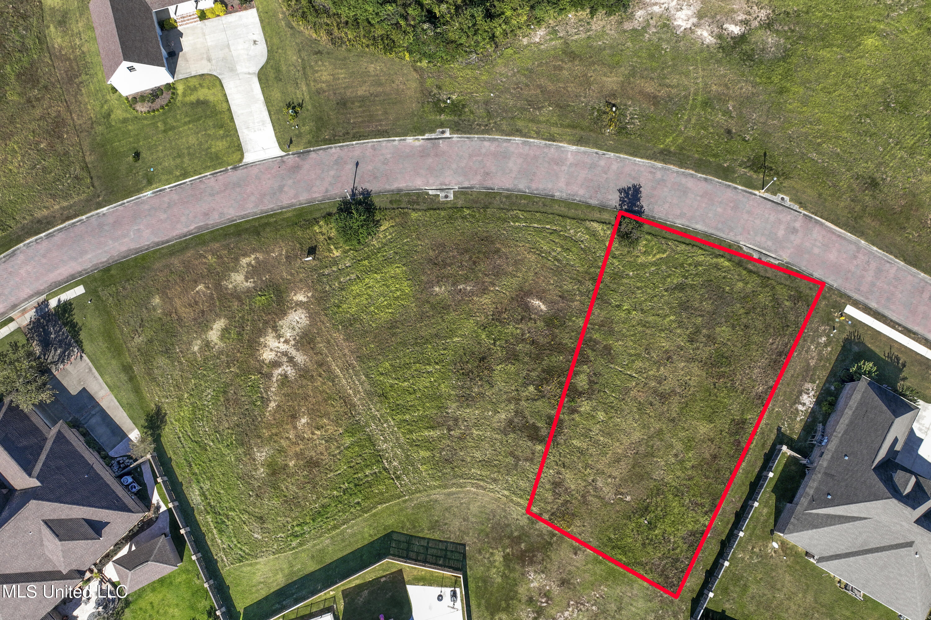 414 Goose Pointe Boulevard Property Photo 12