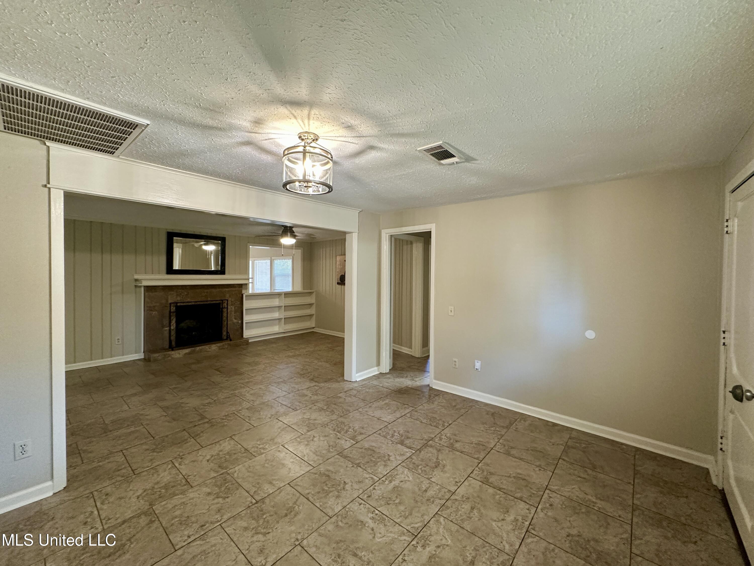 5214 Old Jackson Road Property Photo 6