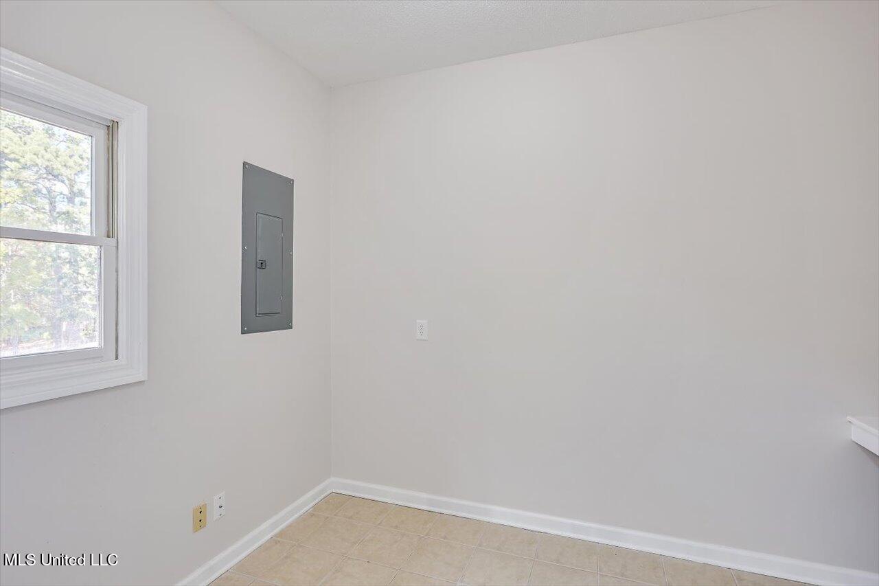 300 Monterey Drive Property Photo 22