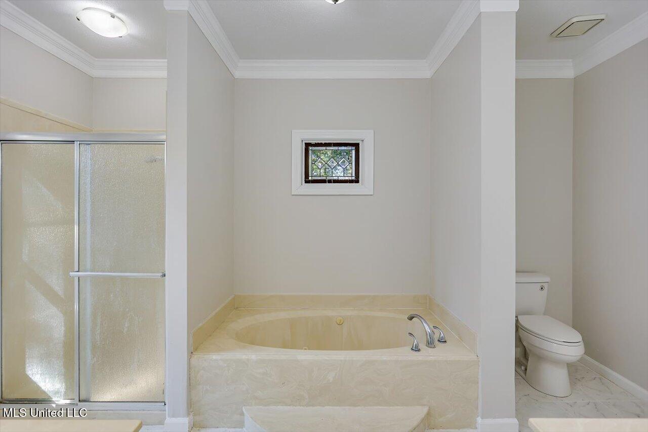 300 Monterey Drive Property Photo 27