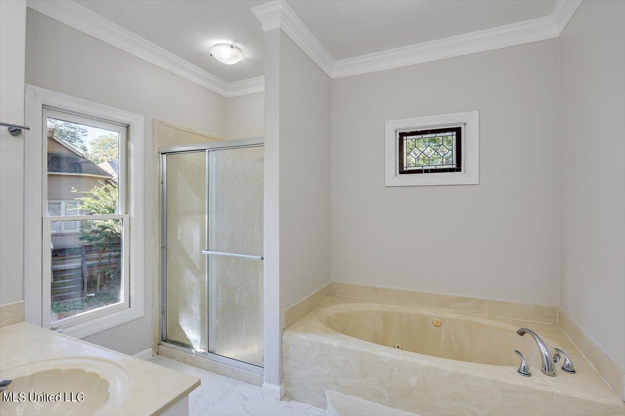 300 Monterey Drive Property Photo 29