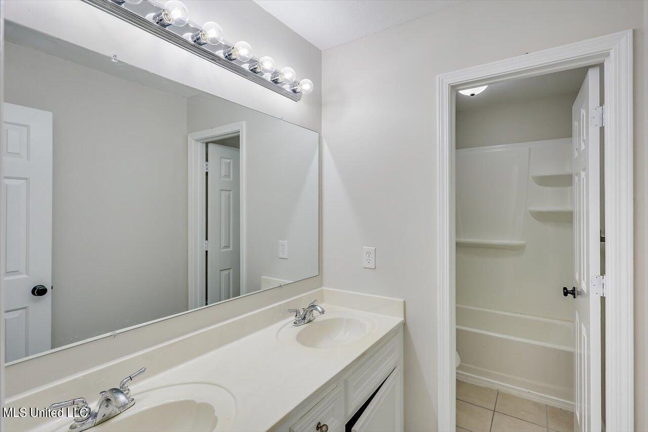 300 Monterey Drive Property Photo 37