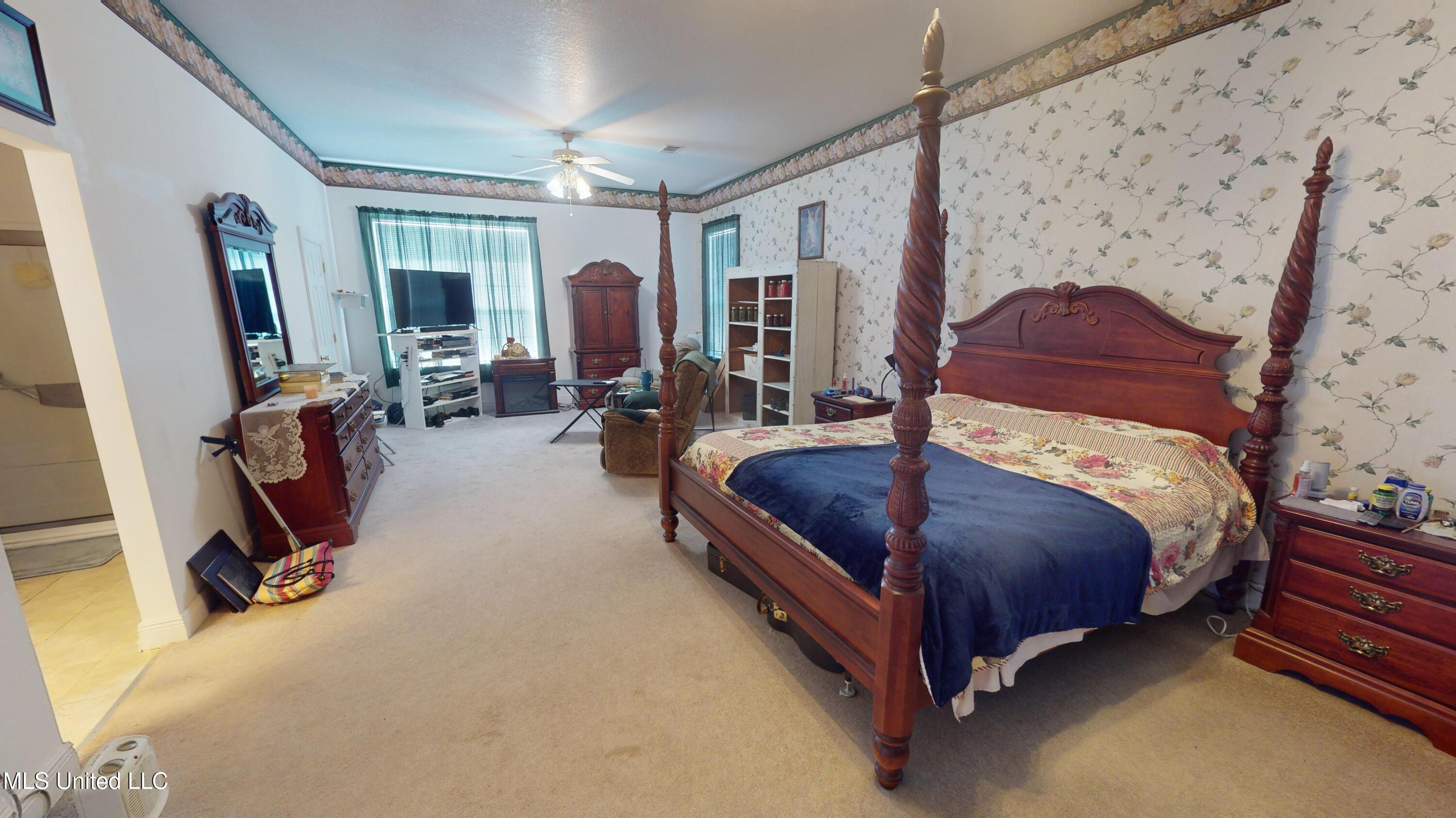 4385 Stringfellow Road Property Photo 12