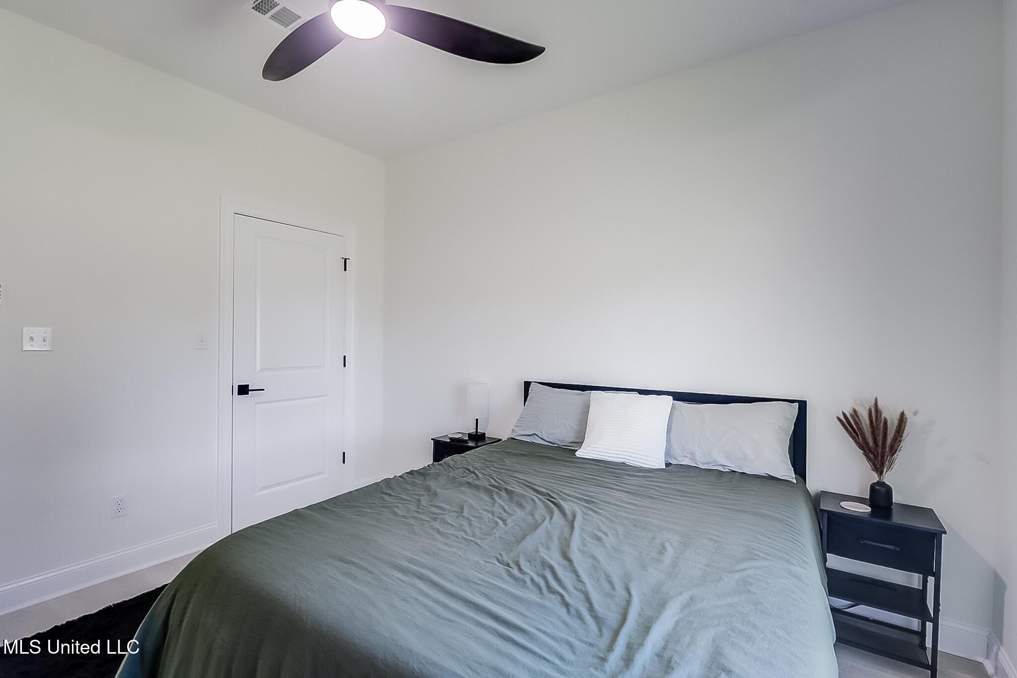 3007 Fairway Drive Drive Property Photo 10