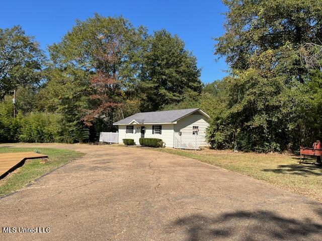 206 Lewis Street Property Photo 30