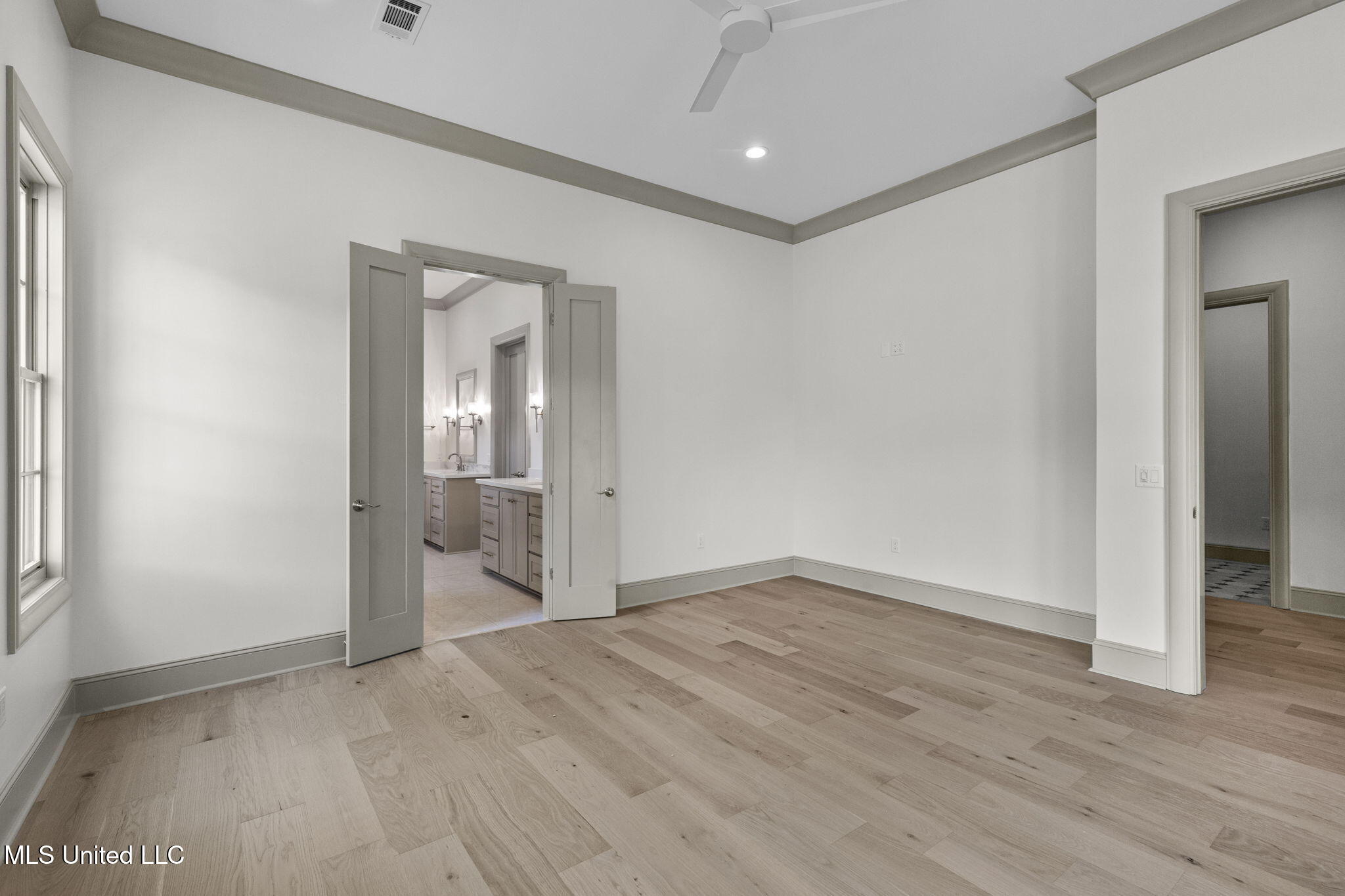 311 Felicity Street Property Photo 43