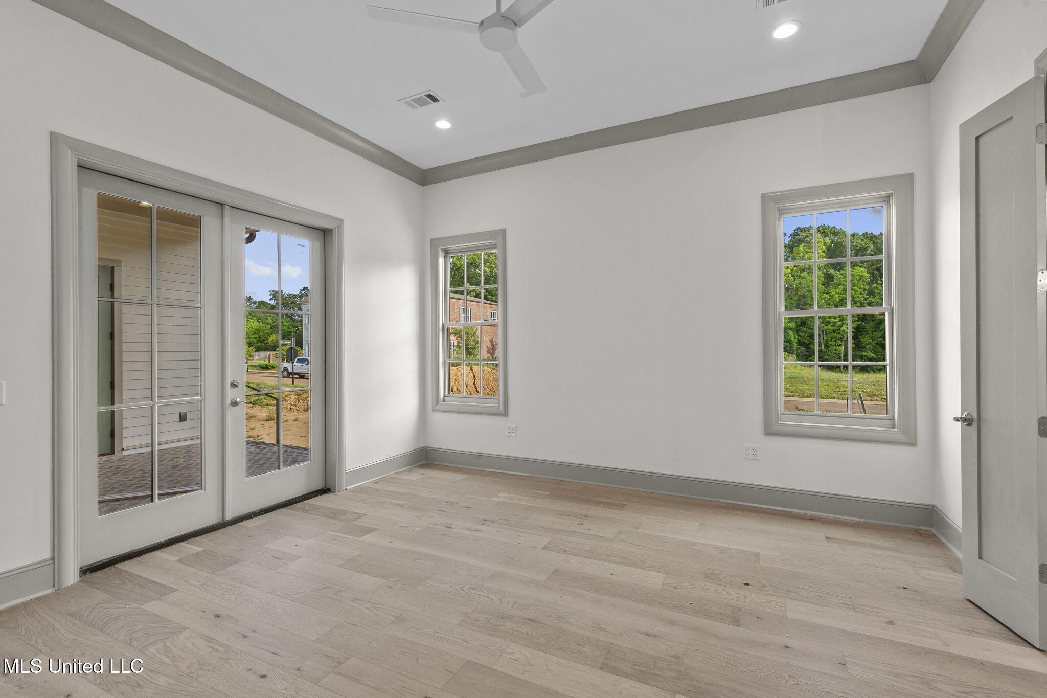 311 Felicity Street Property Photo 44