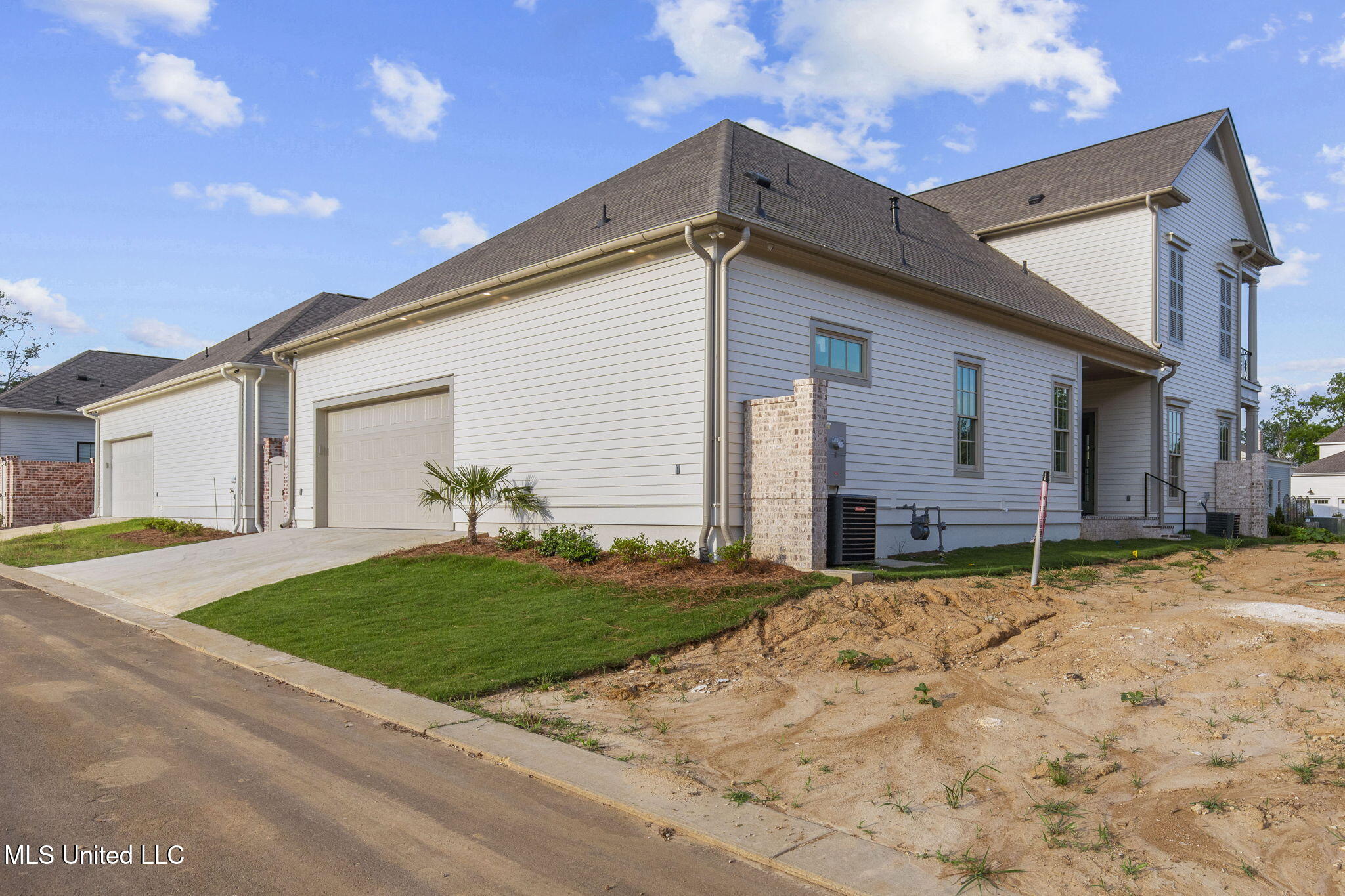 311 Felicity Street Property Photo 55