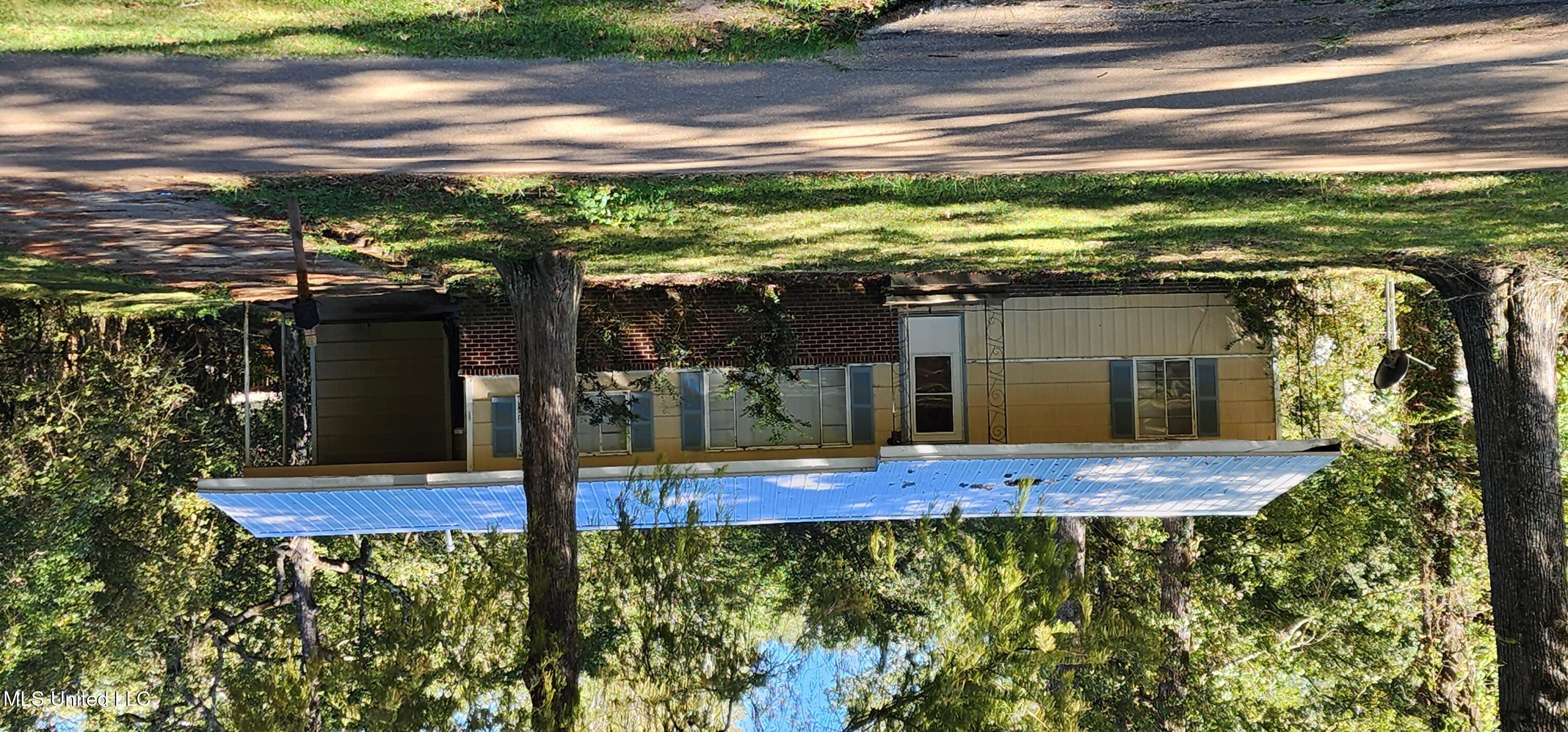 3327 Rickay Drive Property Photo 1