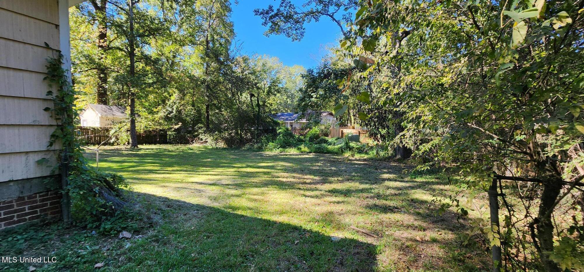 3327 Rickay Drive Property Photo 3