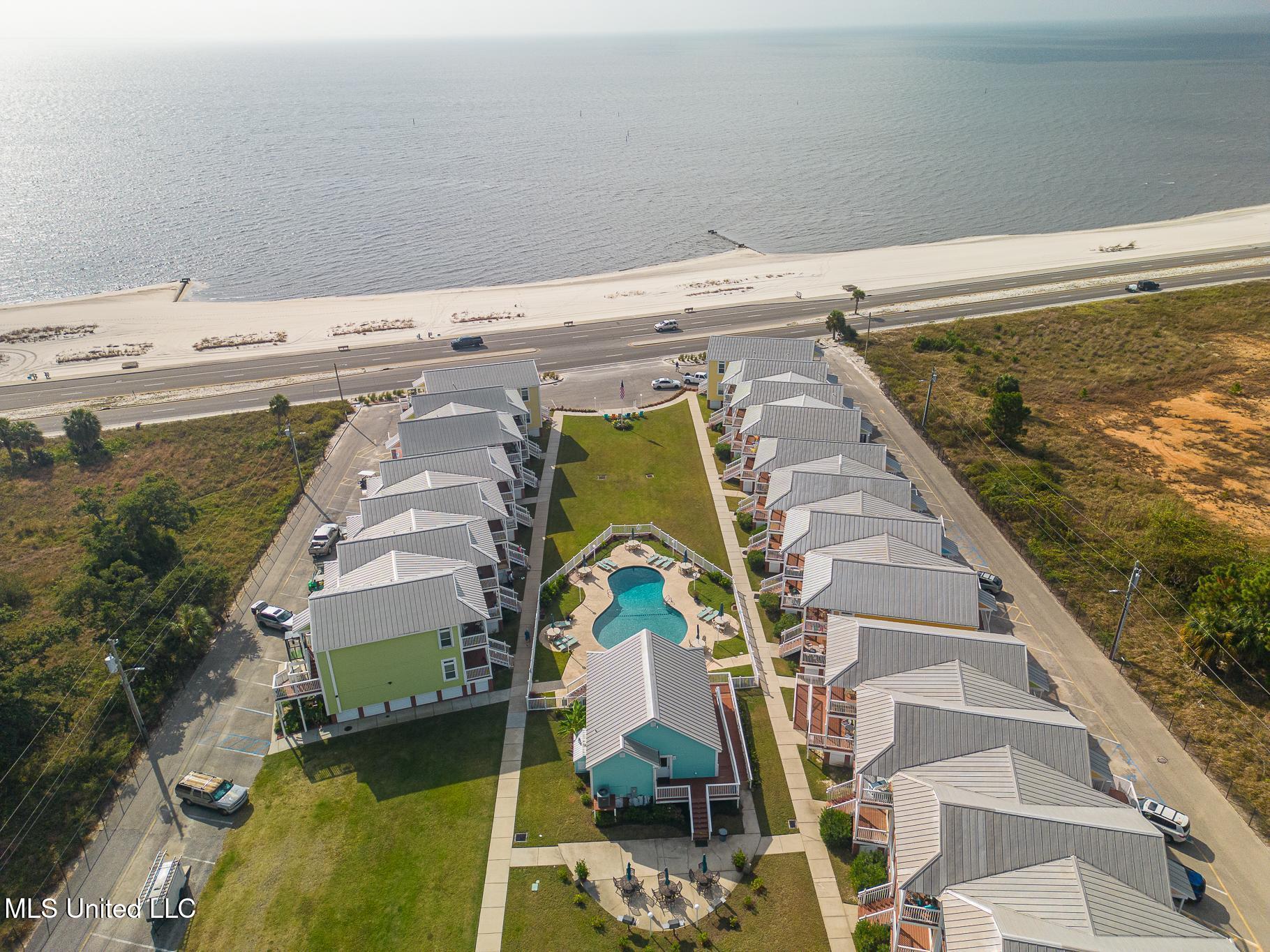 1515 E Beach Boulevard Property Photo 5