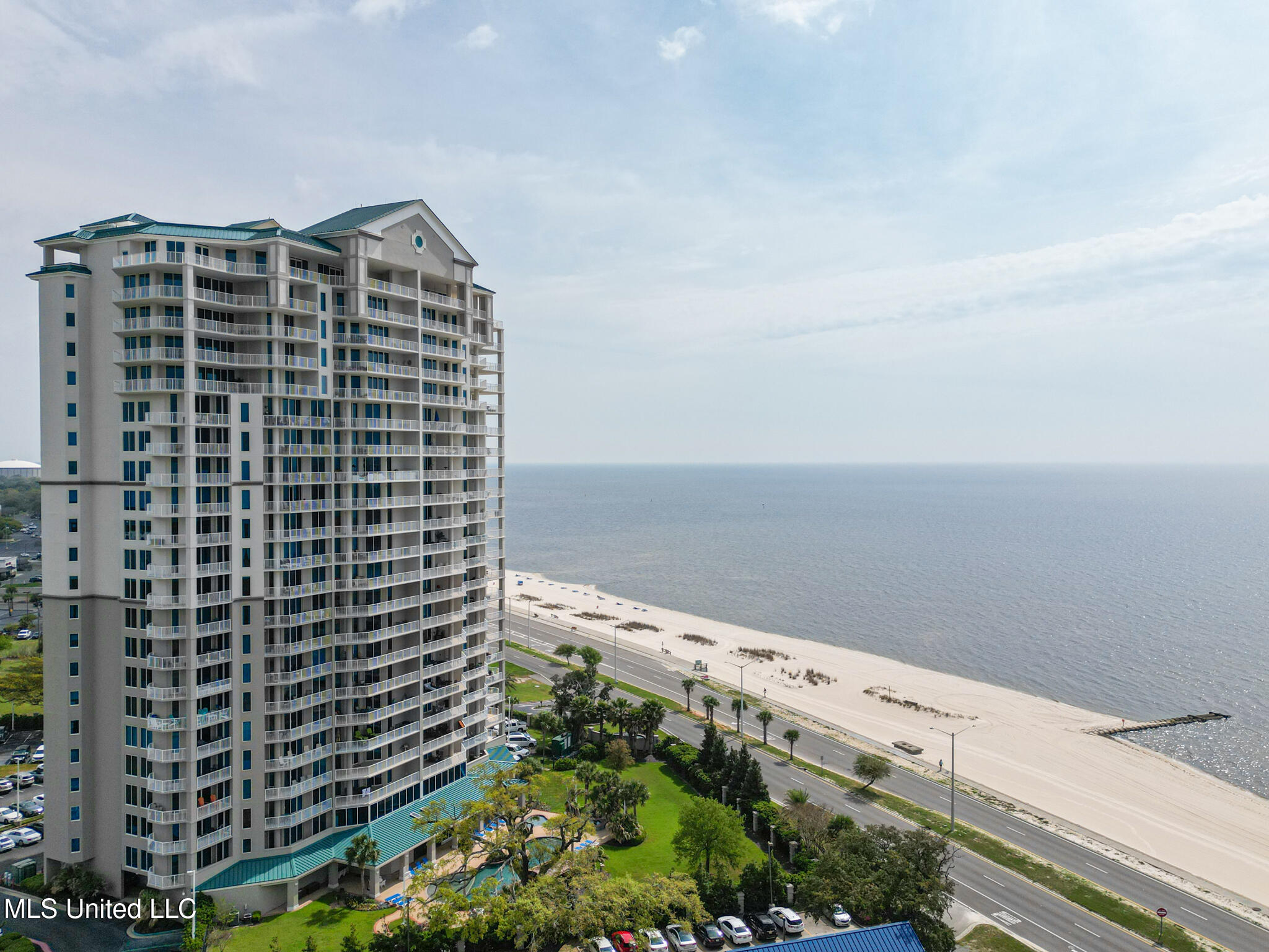 2668 Beach Boulevard Property Photo 32