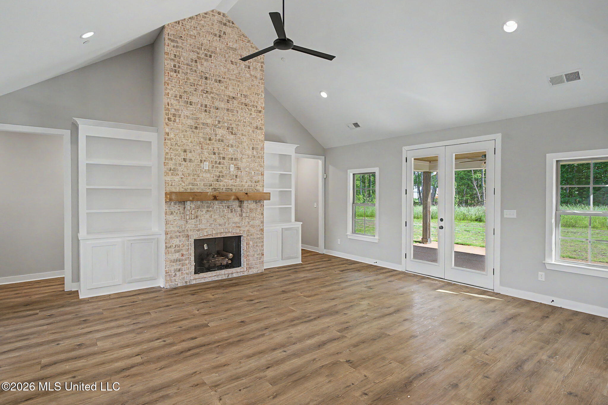 9069 Bennett Trail Property Photo 8