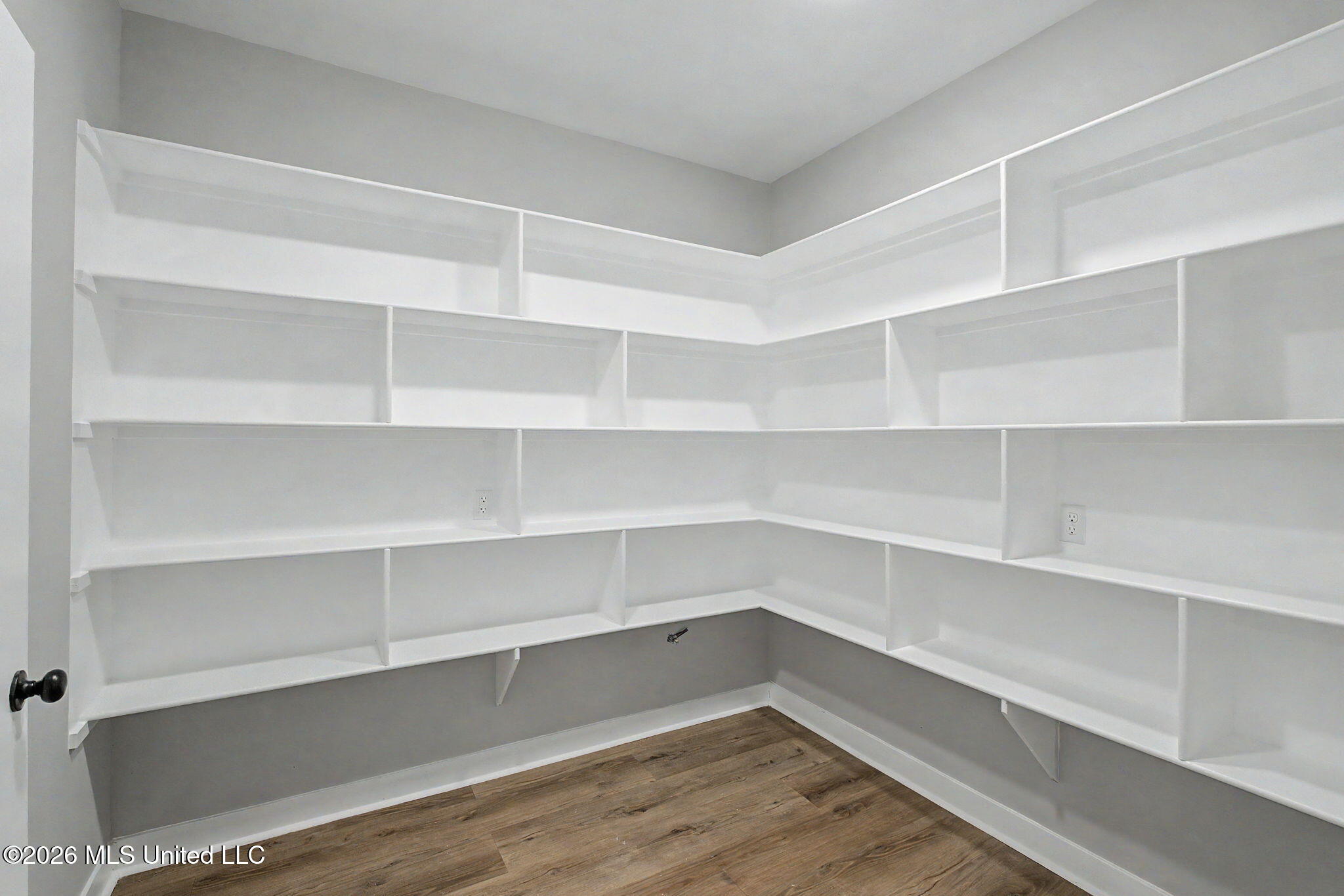 9069 Bennett Trail Property Photo 15