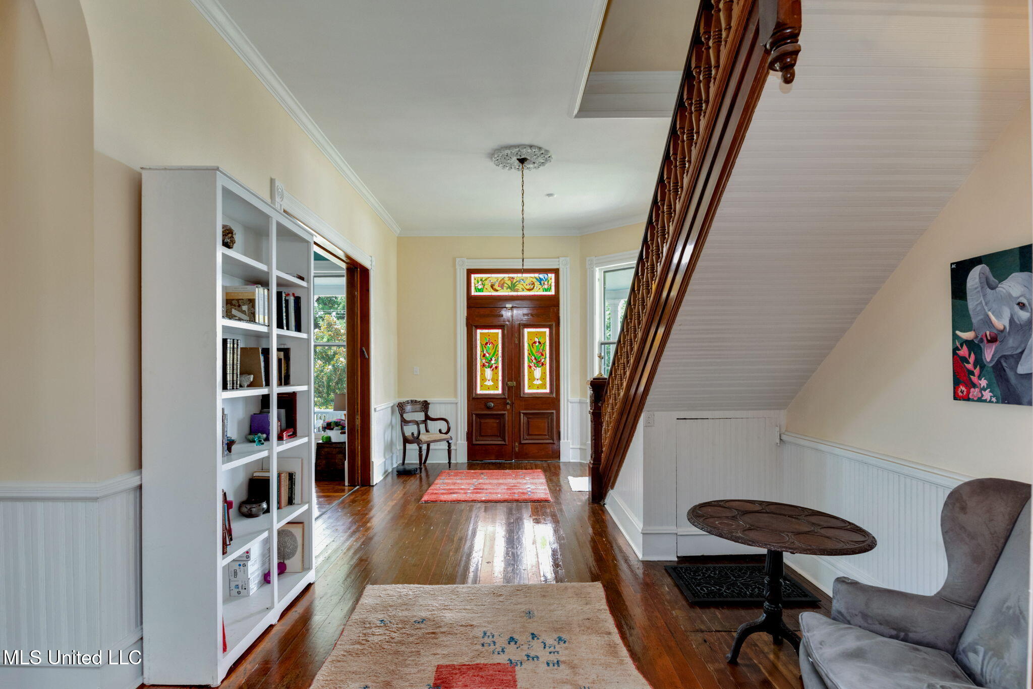 300 Linton Avenue Property Photo 5