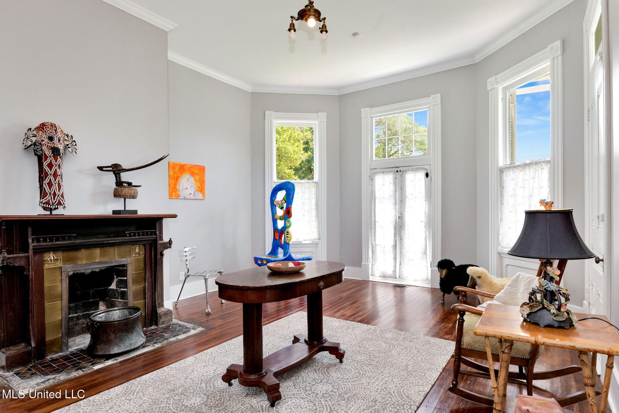 300 Linton Avenue Property Photo 11