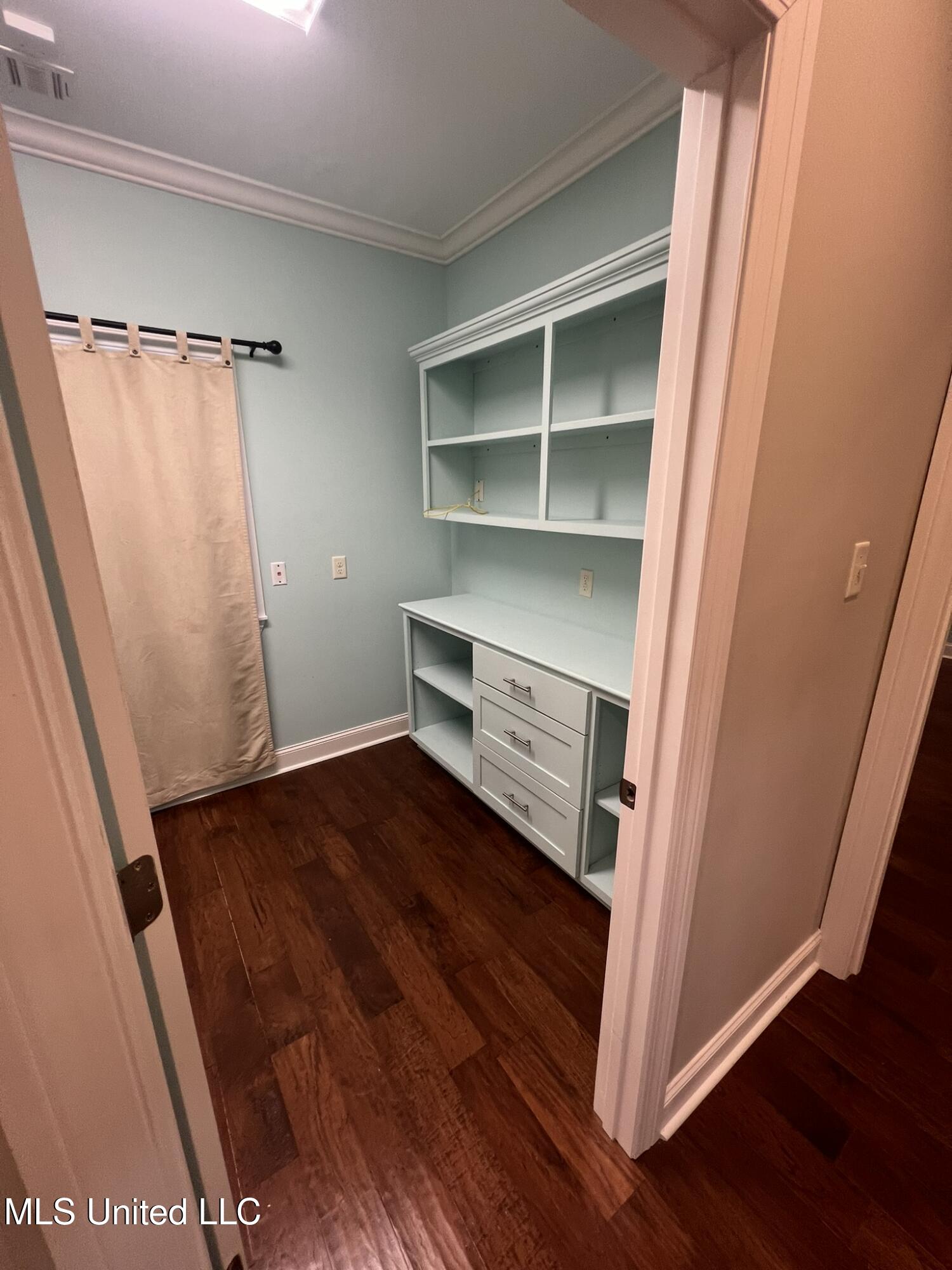 30 Ashburn Woods Avenue Property Photo 15