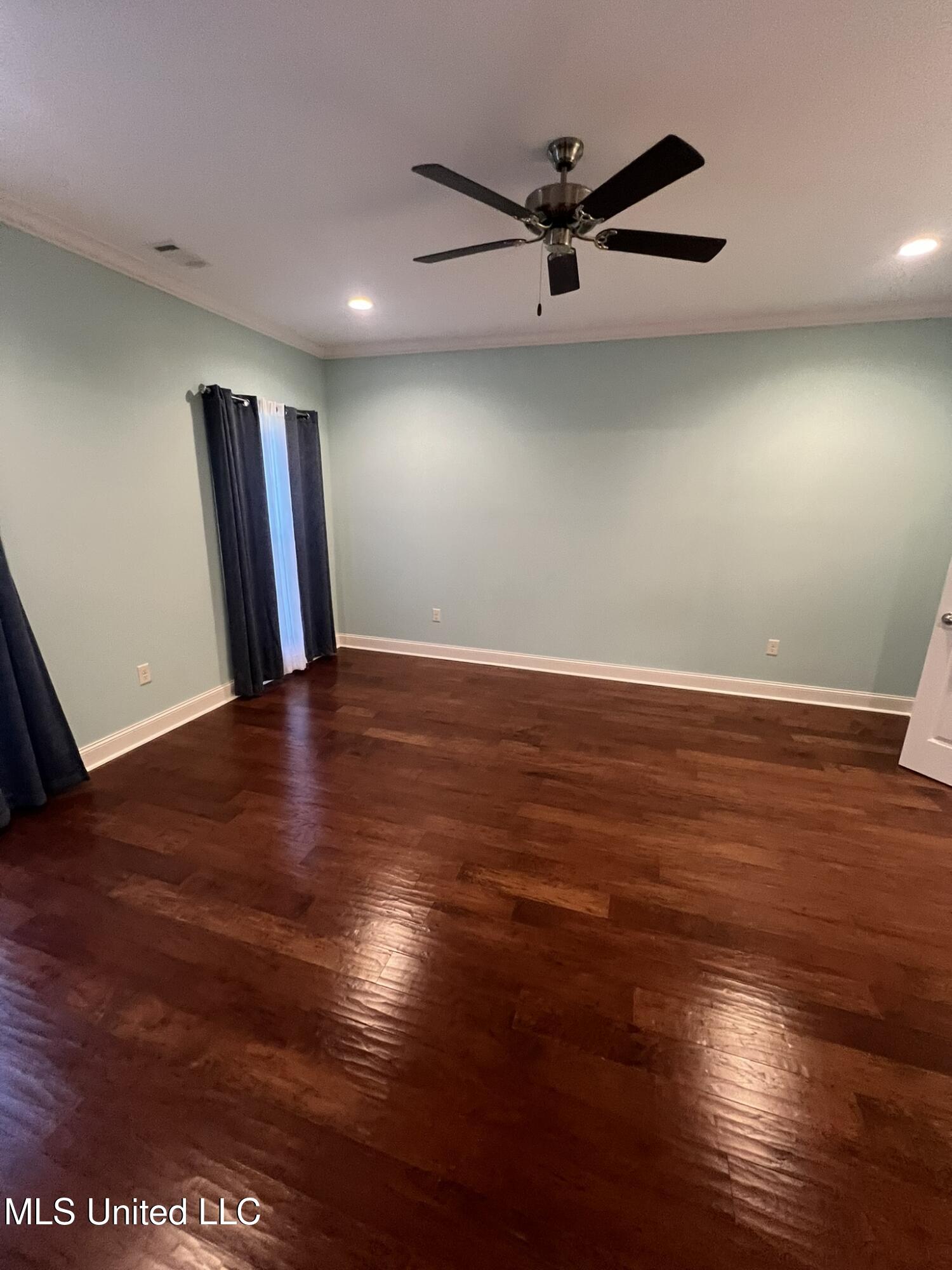 30 Ashburn Woods Avenue Property Photo 18