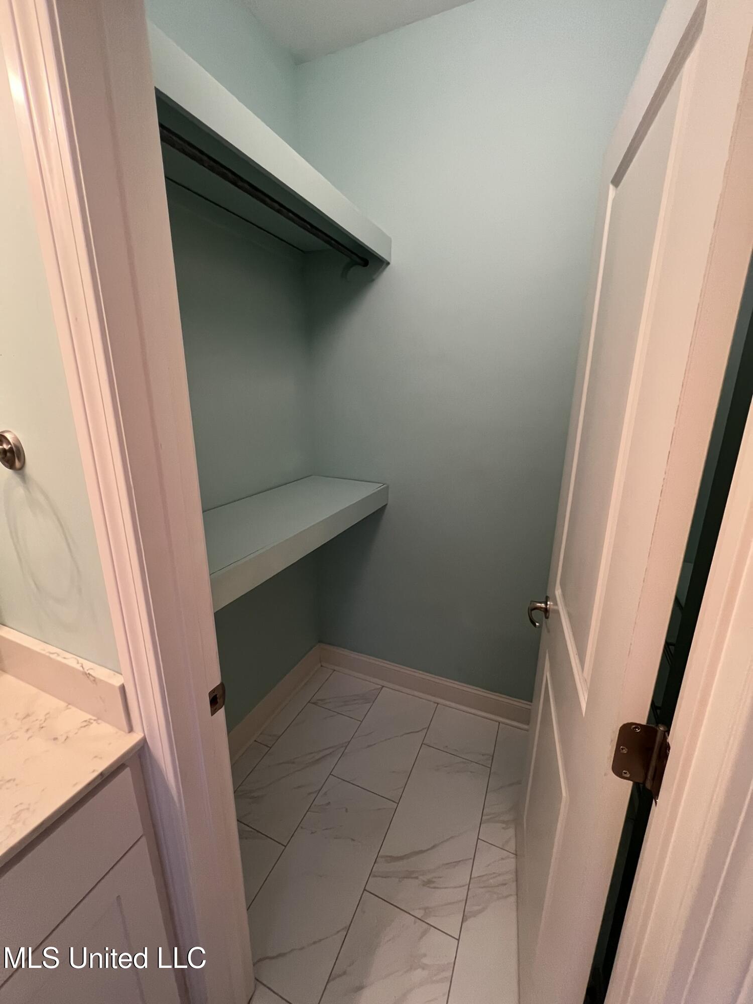 30 Ashburn Woods Avenue Property Photo 22