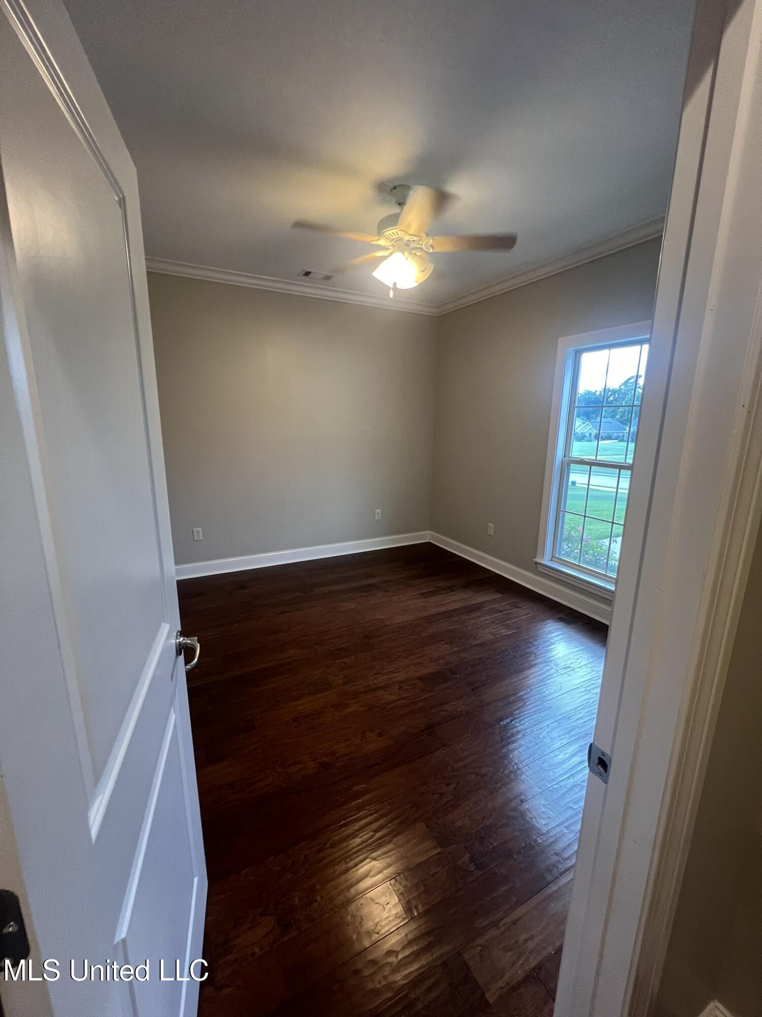 30 Ashburn Woods Avenue Property Photo 25