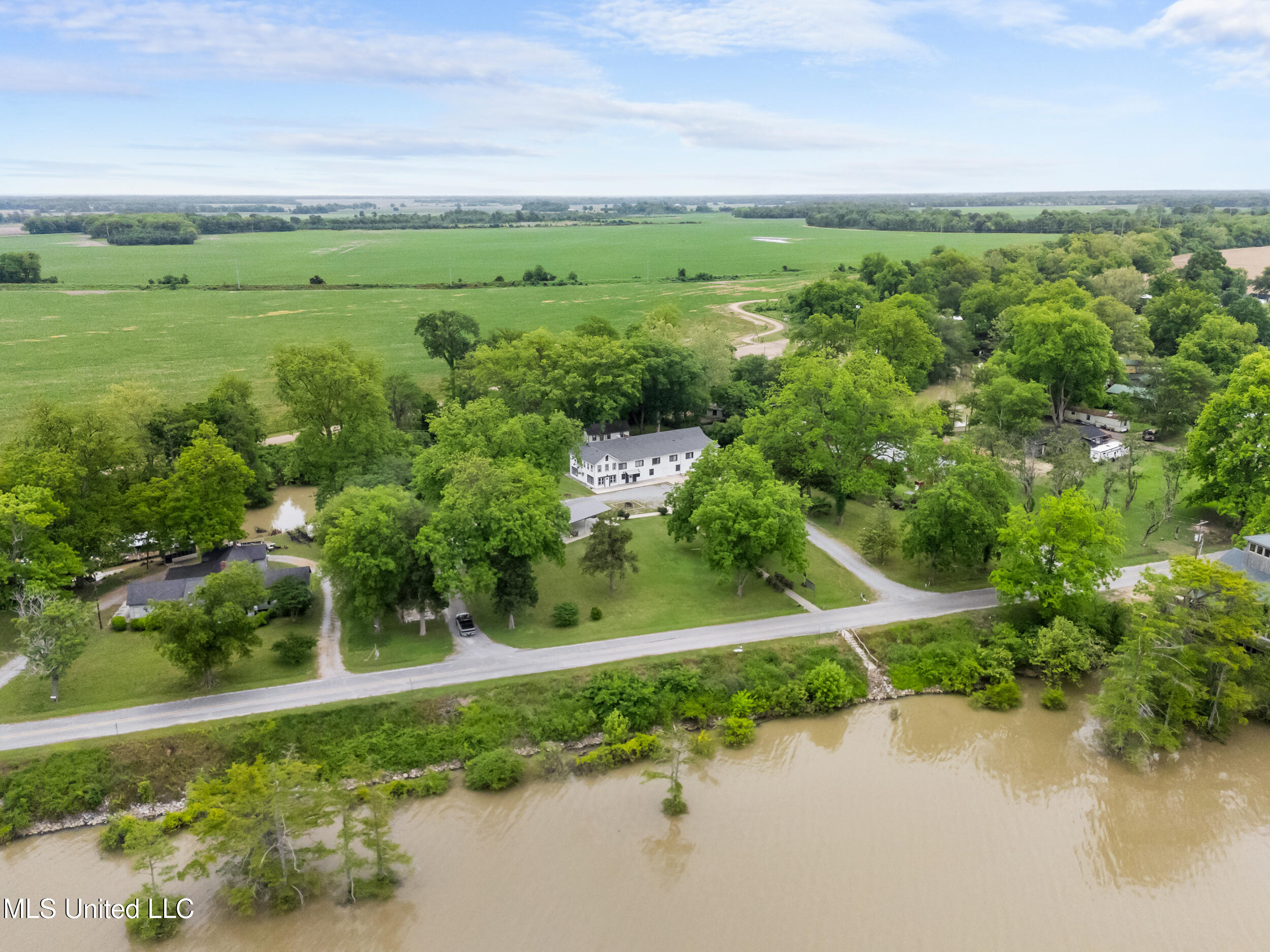 5860 Moon Lake Road Property Photo 46