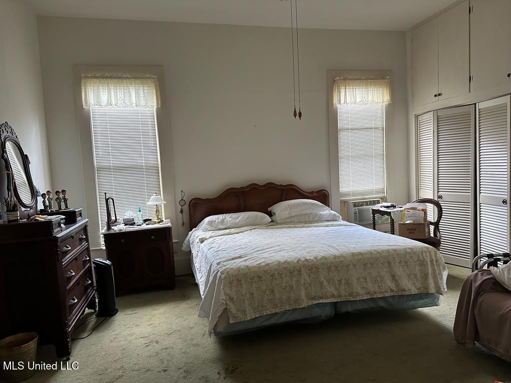 621 Washington Street Property Photo 20