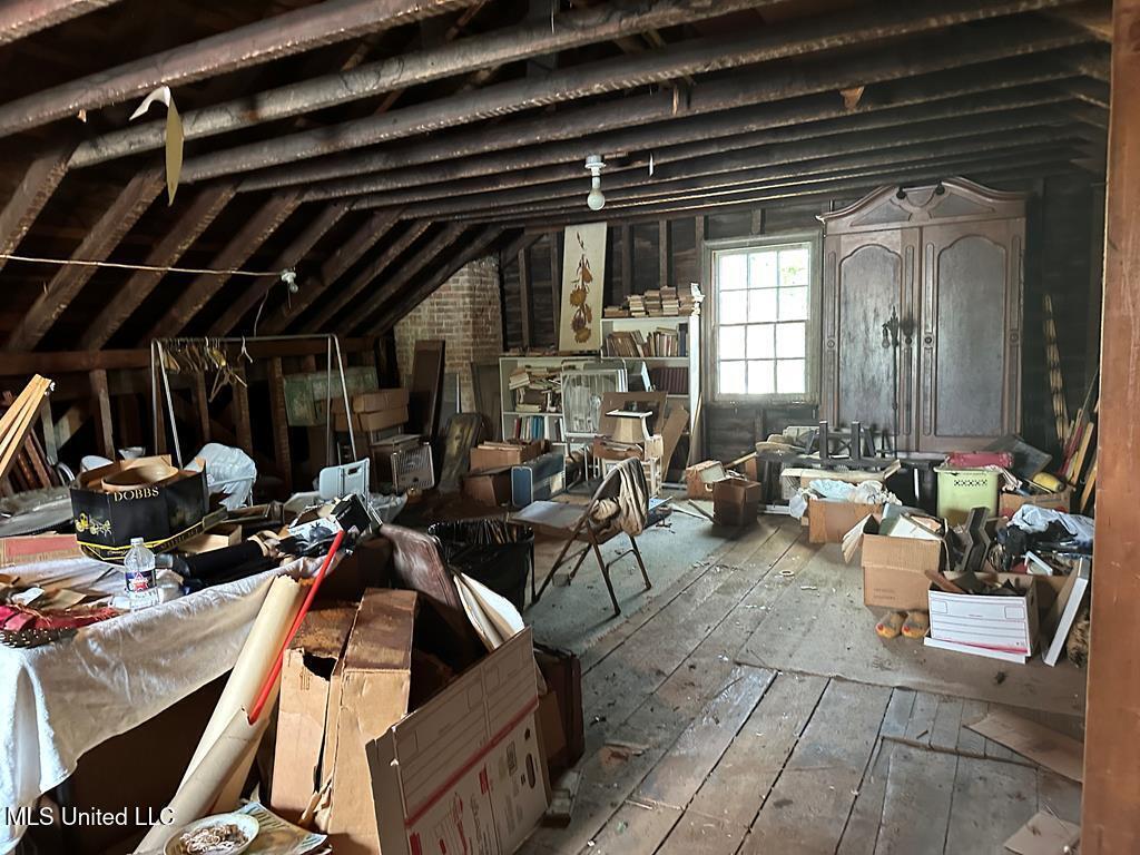 621 Washington Street Property Photo 21