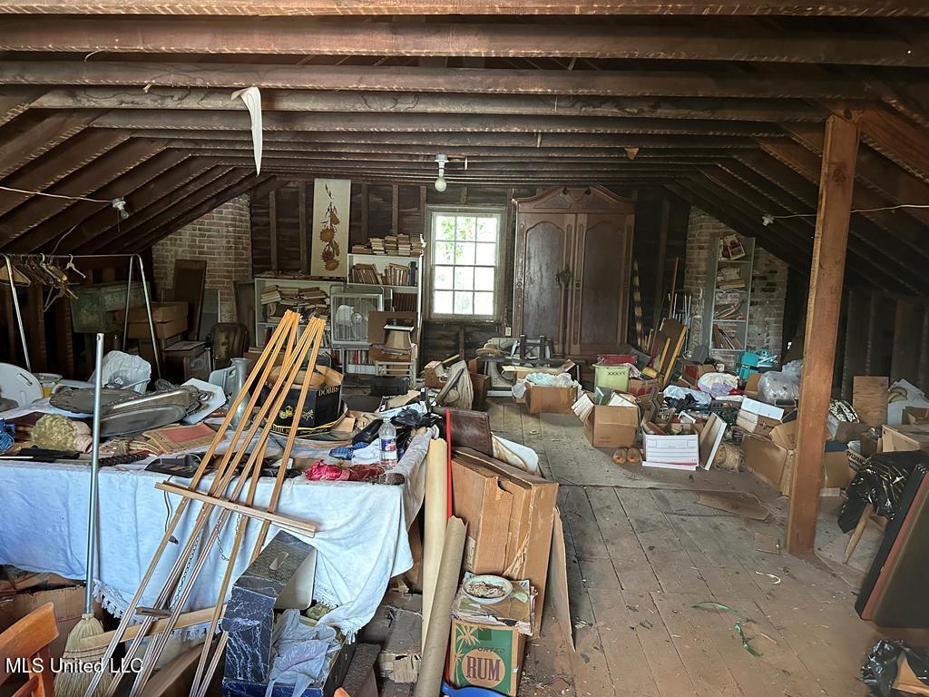 621 Washington Street Property Photo 23