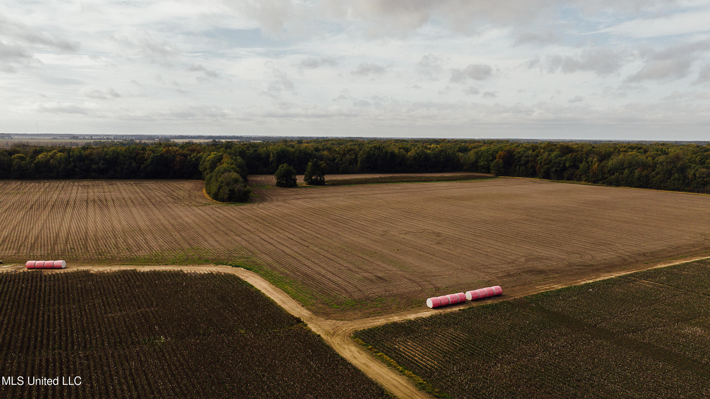 Sunrise Road Property Photo 3