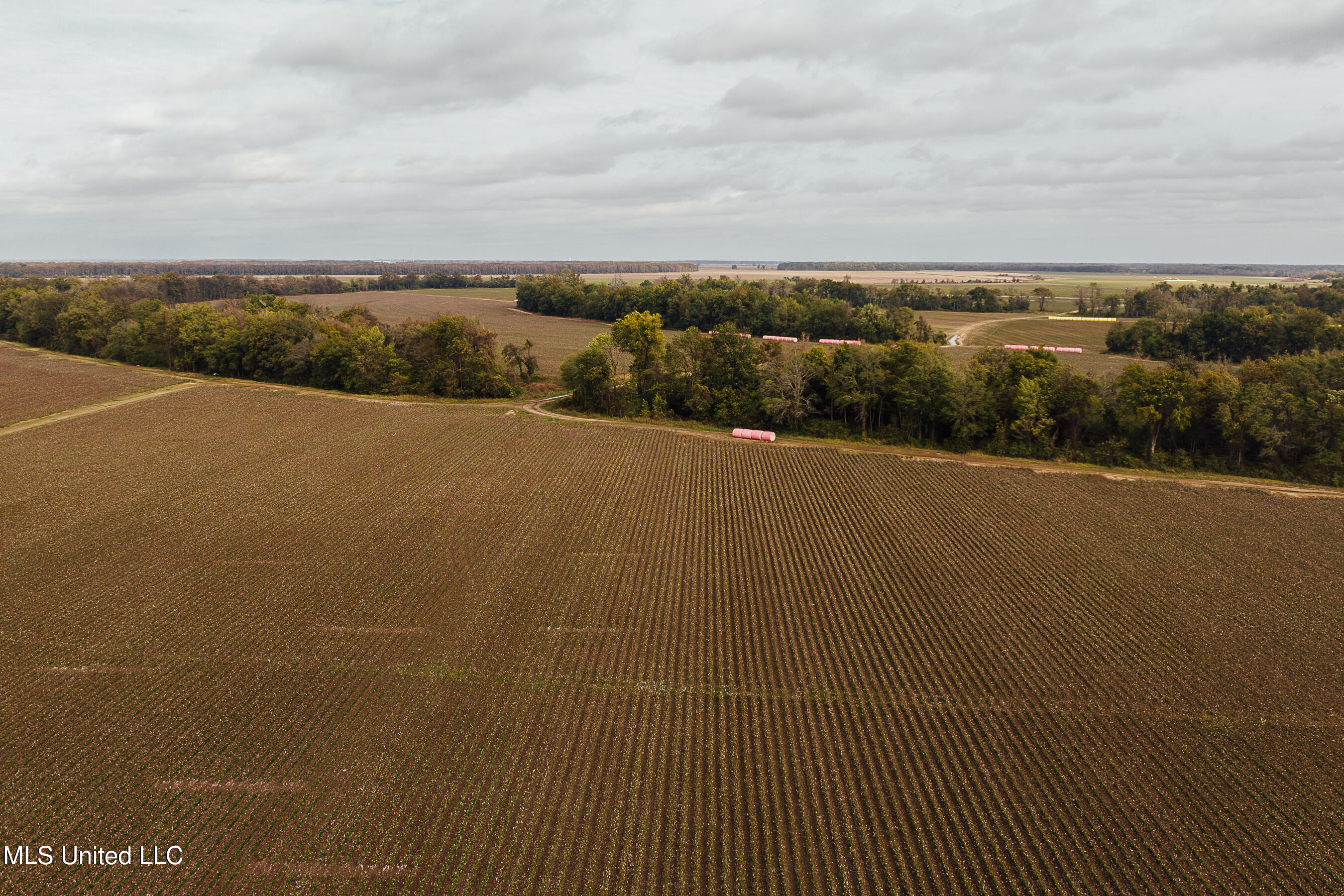 Sunrise Road Property Photo 4