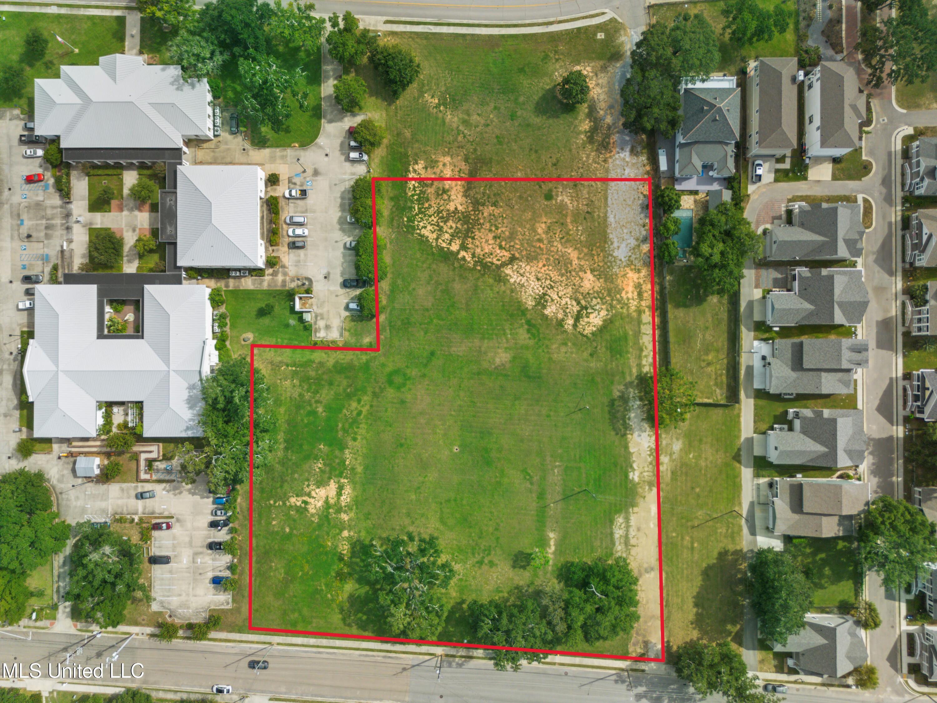 W Second Street Property Photo 1
