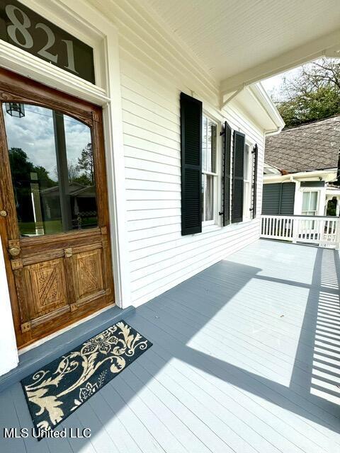 821 Washington Street Property Photo 3