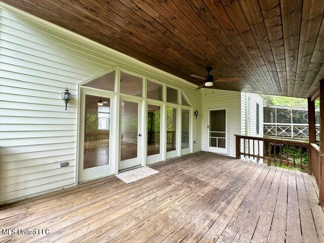 821 Washington Street Property Photo 29