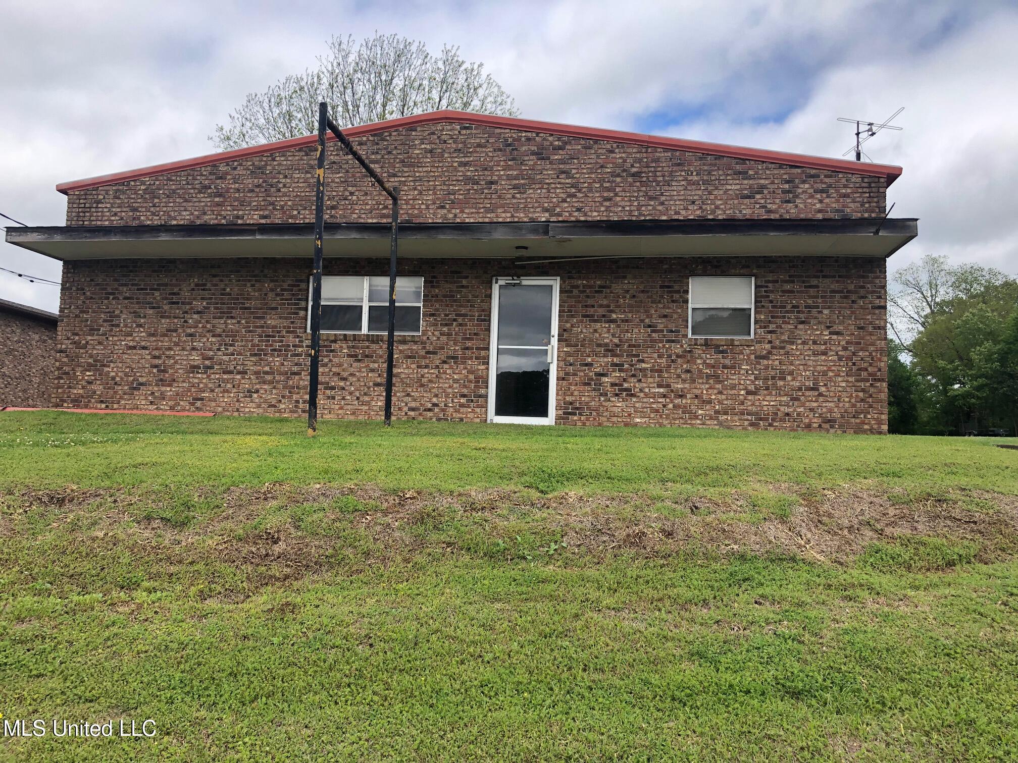 235 Highway 61 Property Photo 1