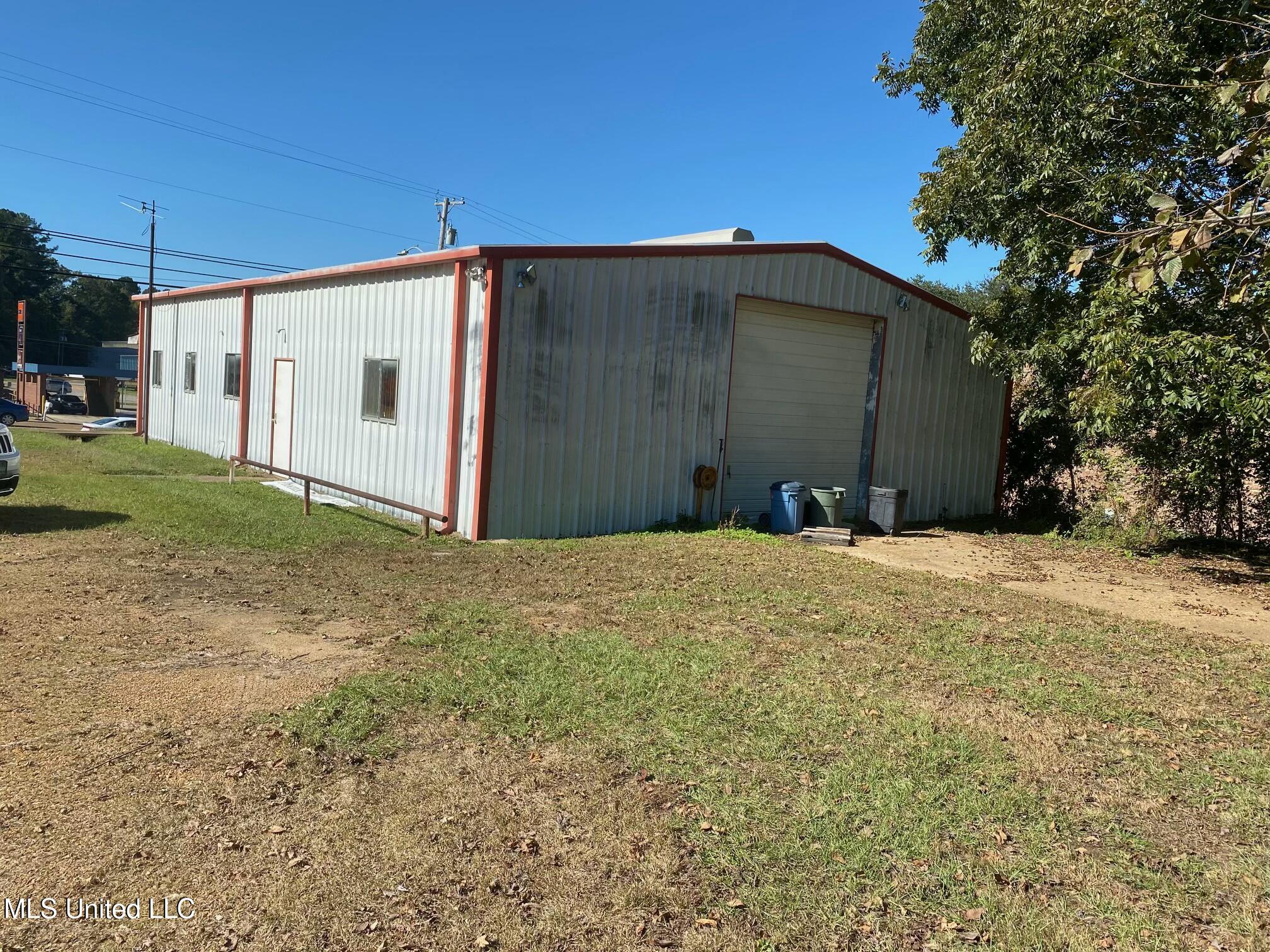 235 Highway 61 Property Photo 3