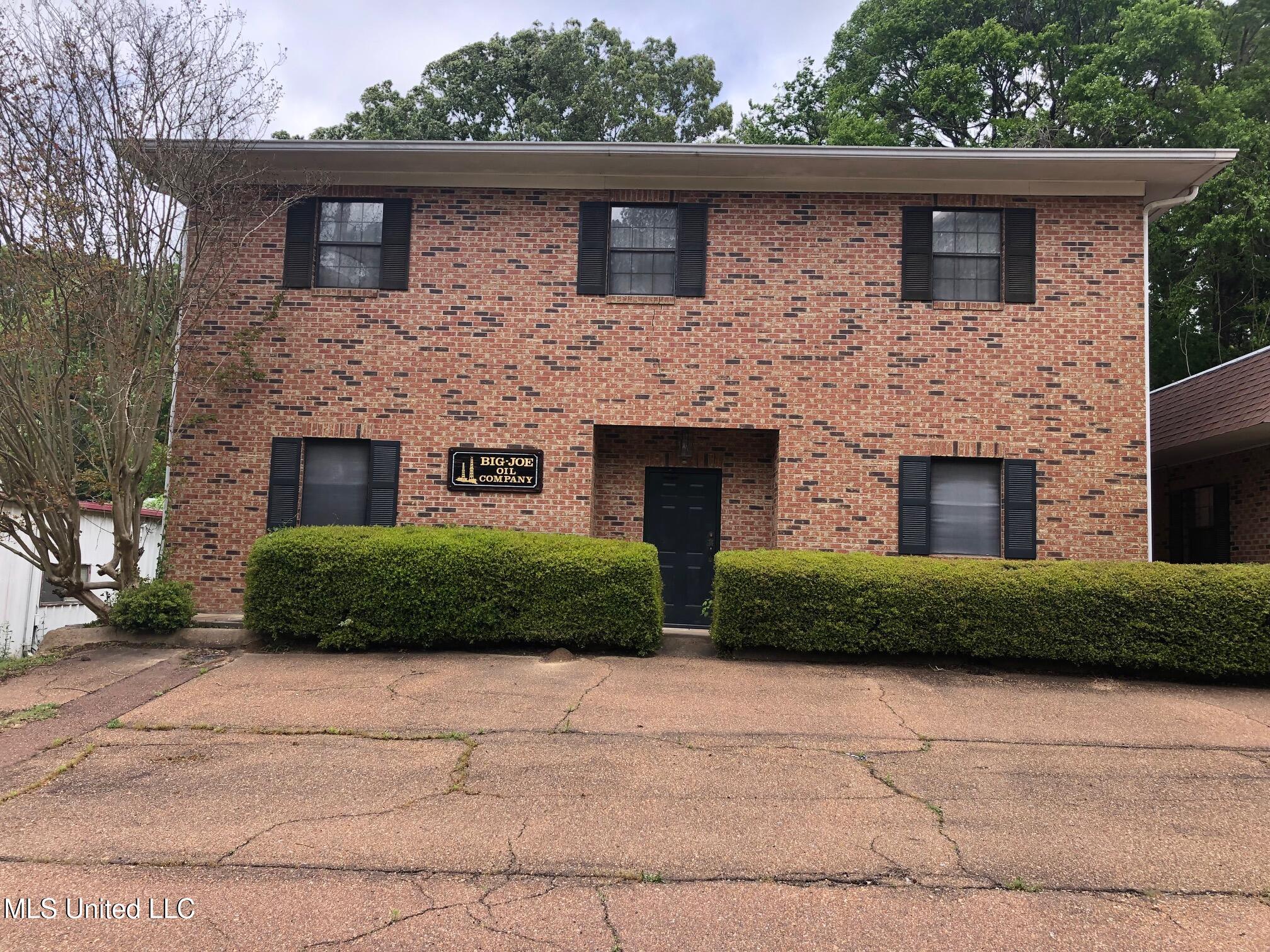 255 Highway 61 Property Photo 1