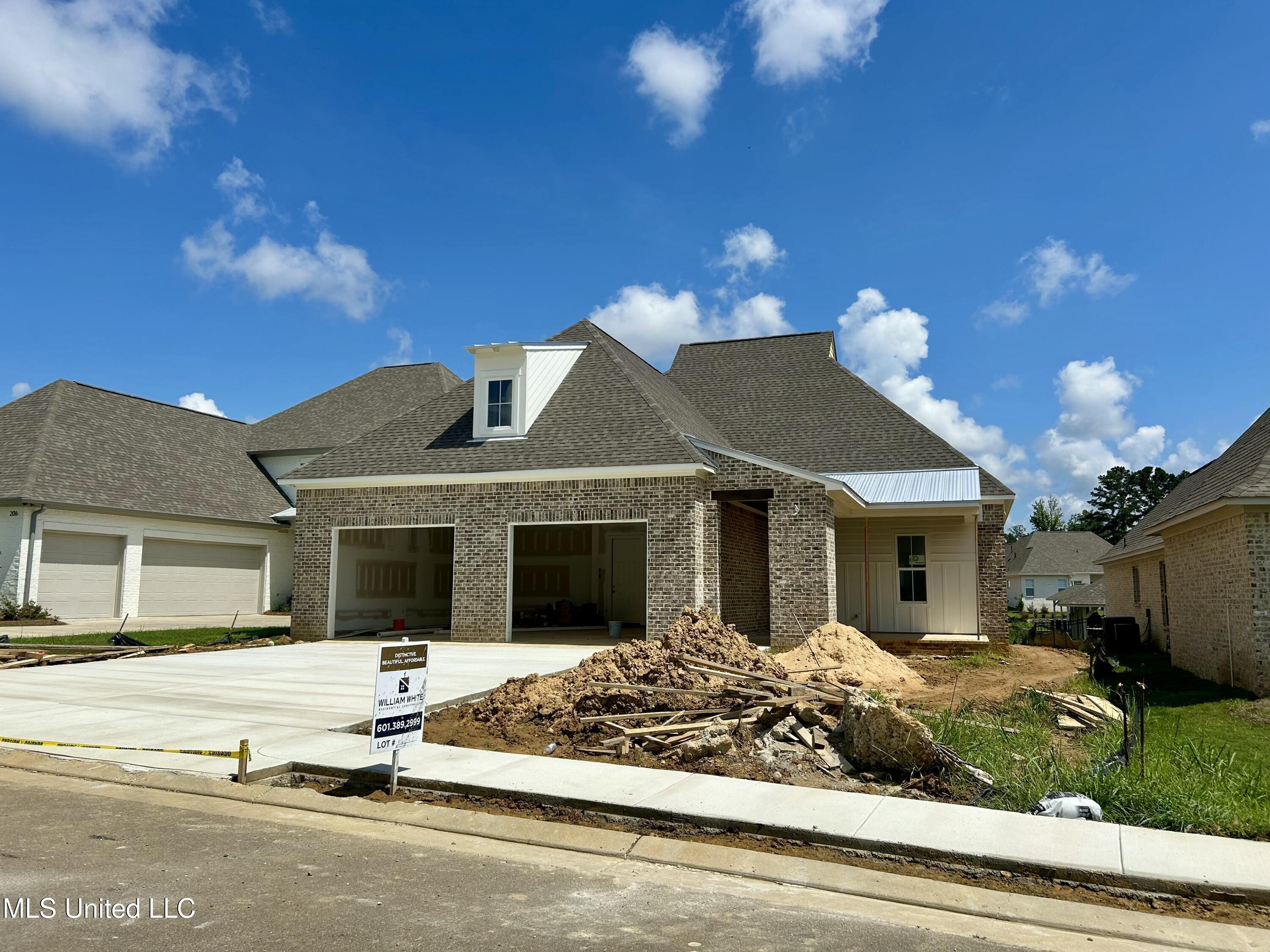 208 Herons Bay Circle Property Photo 1