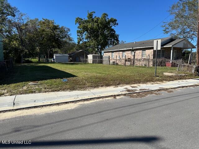 185 Claiborne Street Property Photo 3