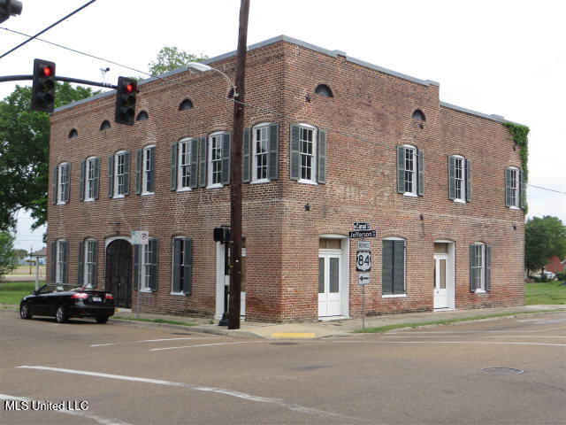103 Jefferson Street Property Photo 1