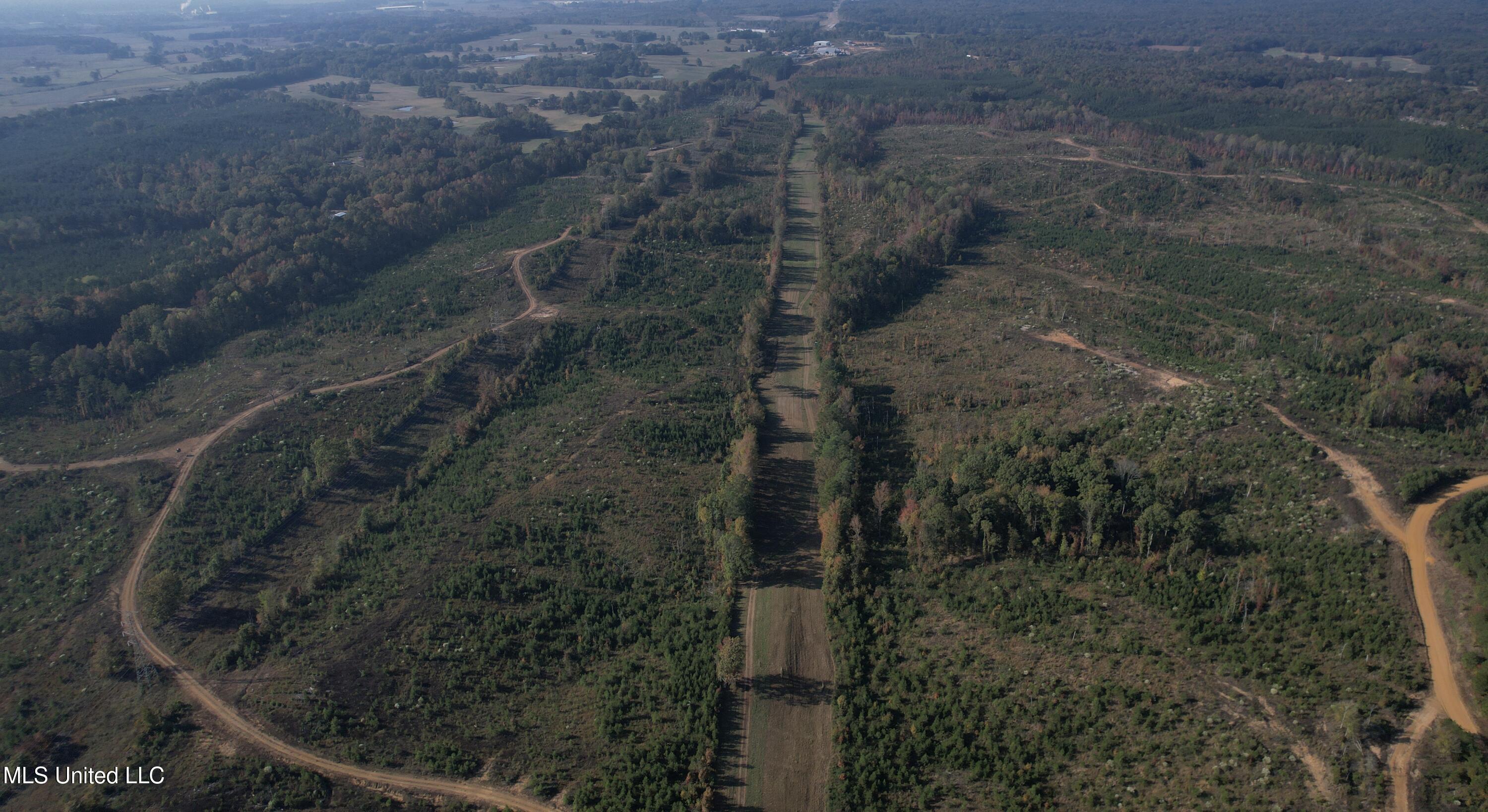 Off Highway 7 Property Photo 20