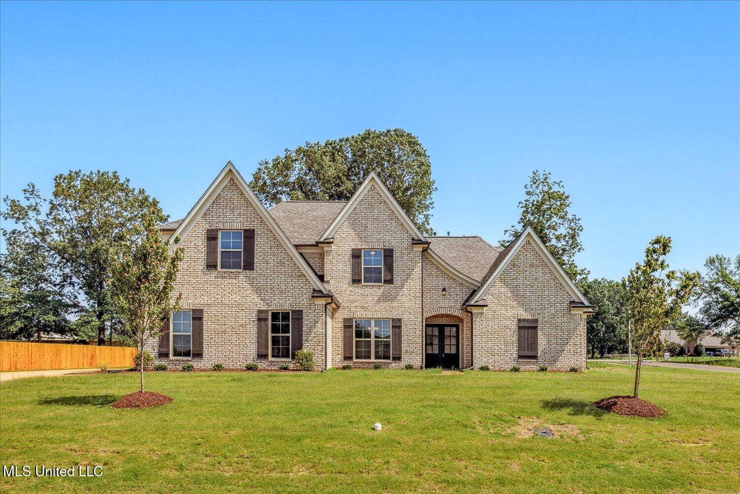 3960 Winter Pointe Dr Property Photo 1