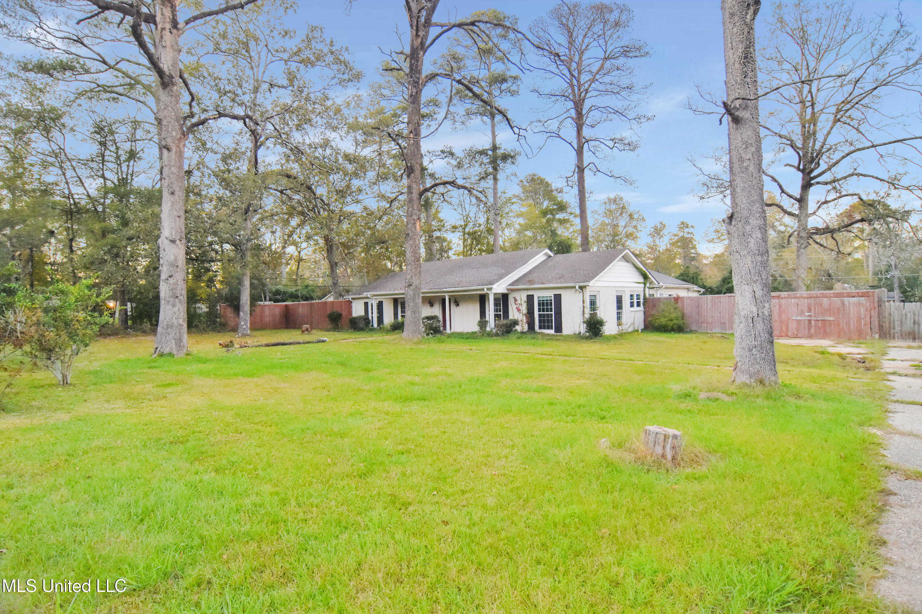 604 Bailey Street Property Photo 1