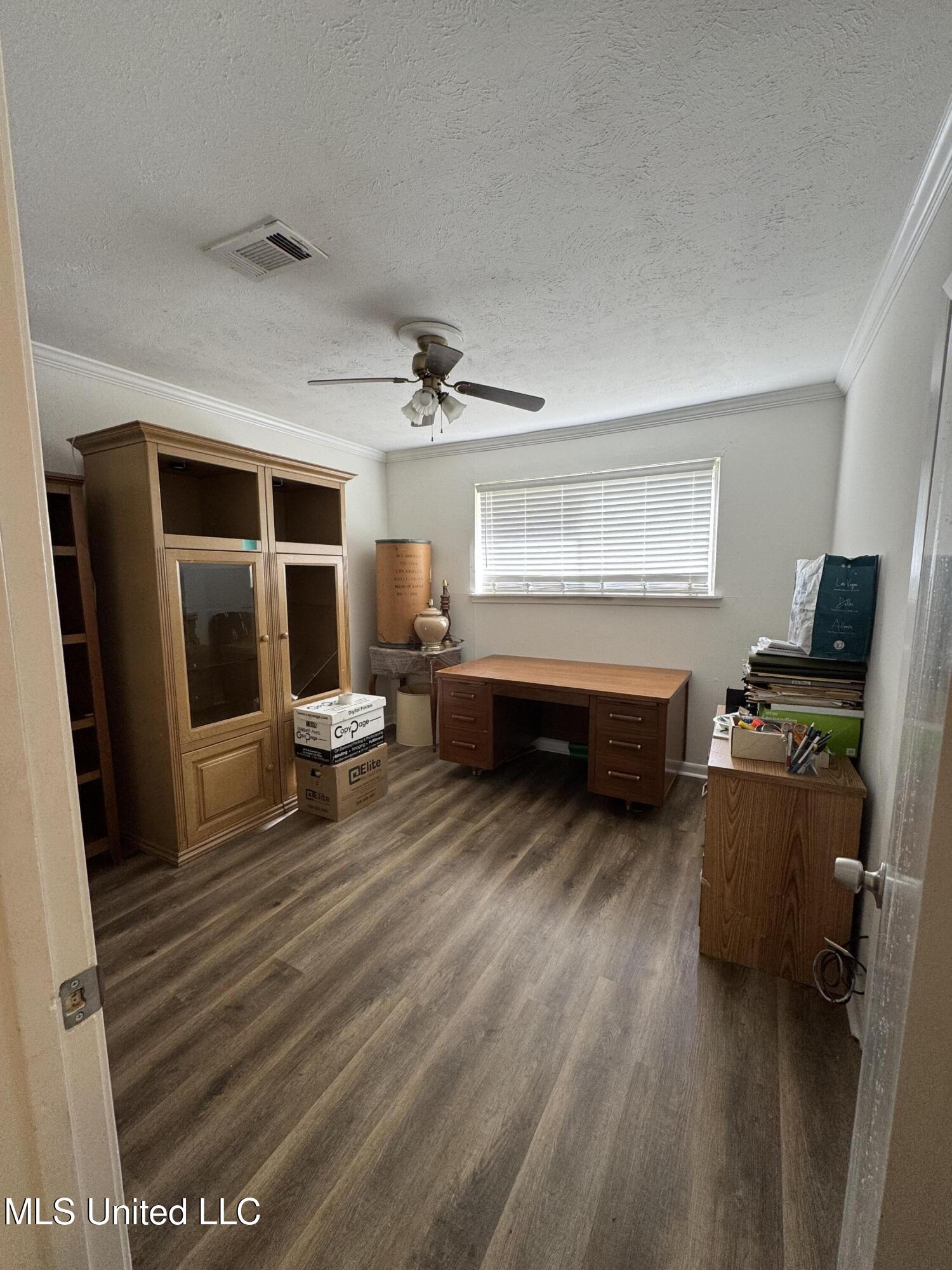 319 Margaret Avenue Property Photo 9