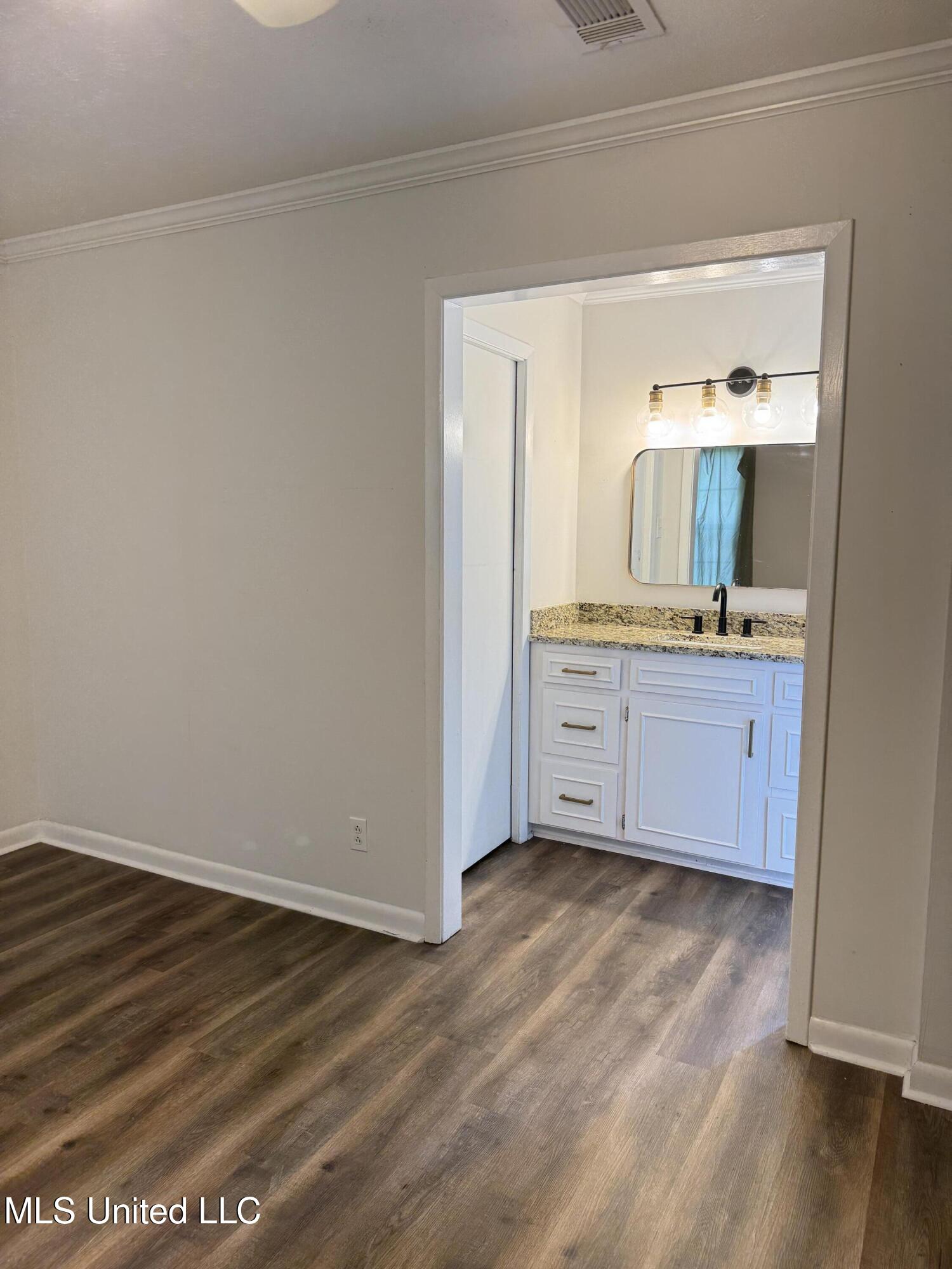 319 Margaret Avenue Property Photo 15