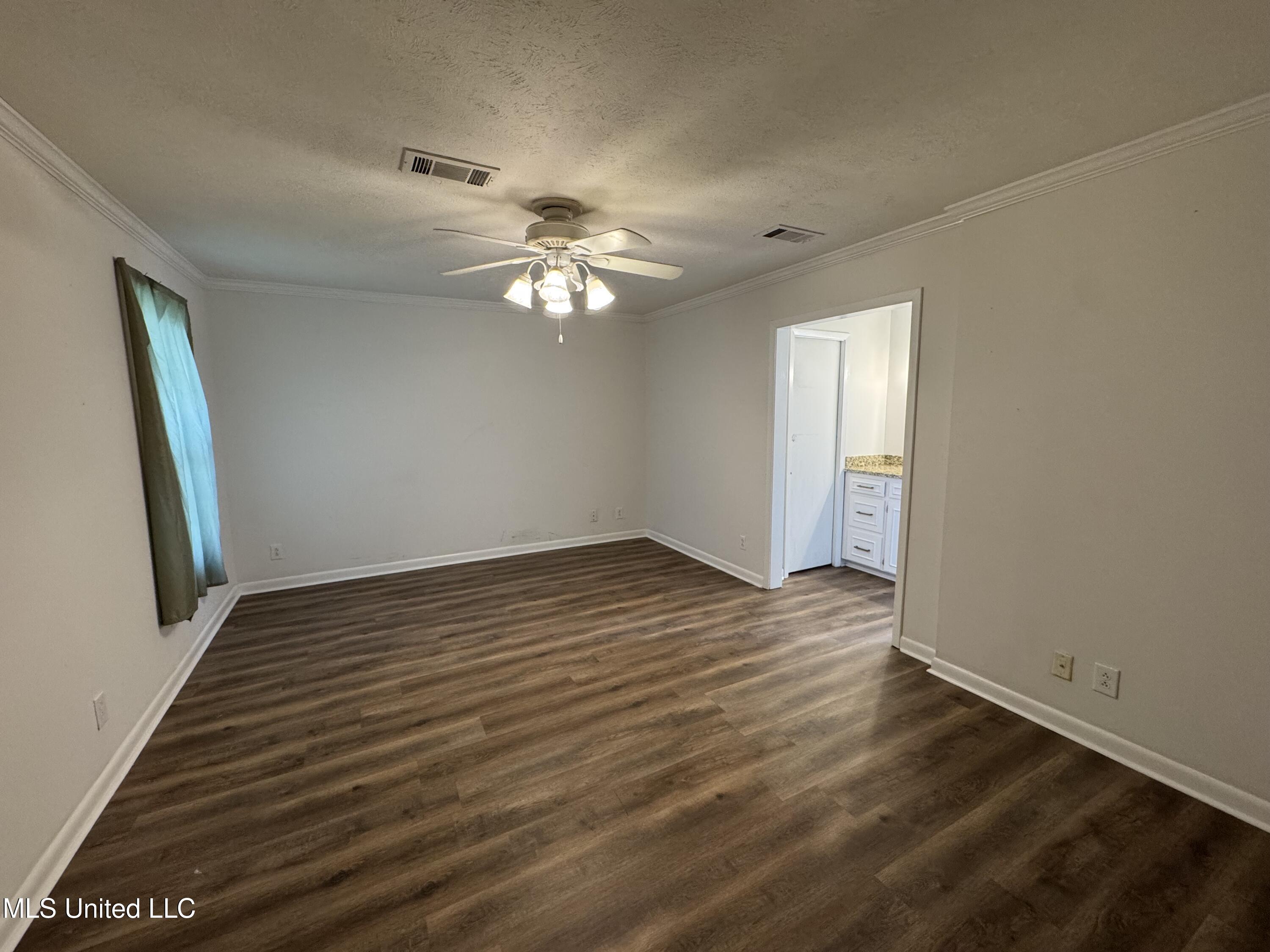 319 Margaret Avenue Property Photo 17