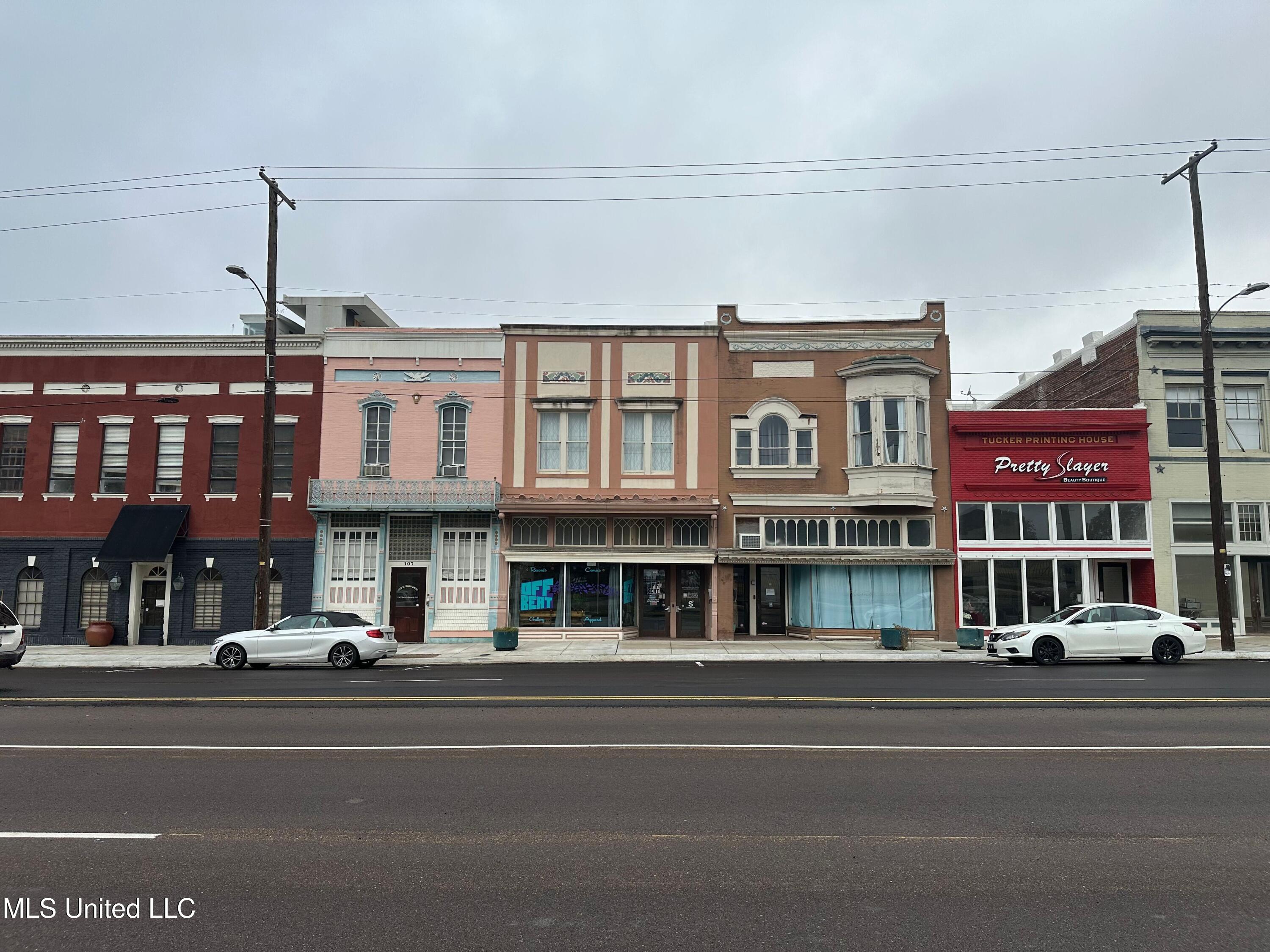 109 N State Street Property Photo 1