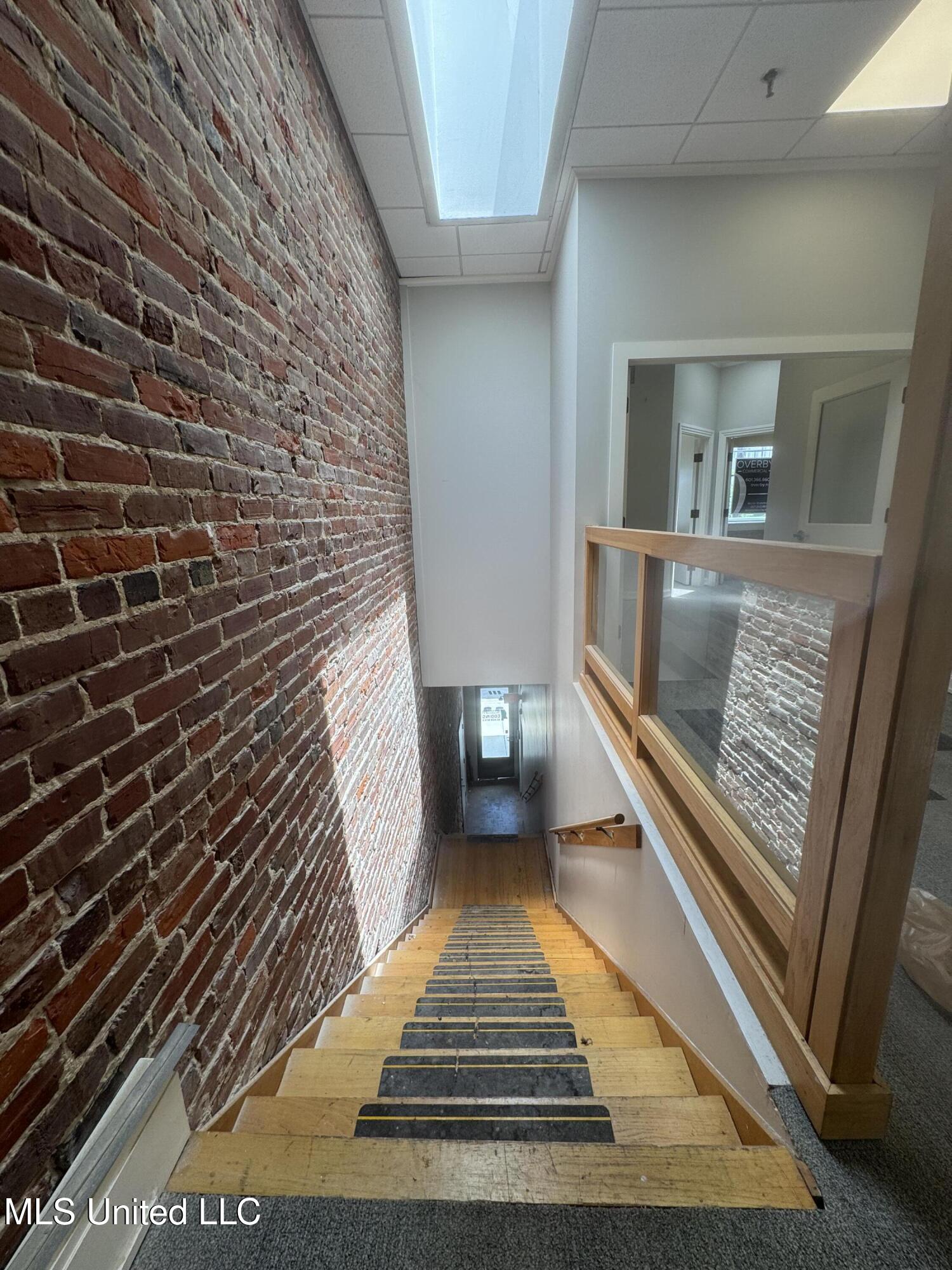 117 N State Street Property Photo 39